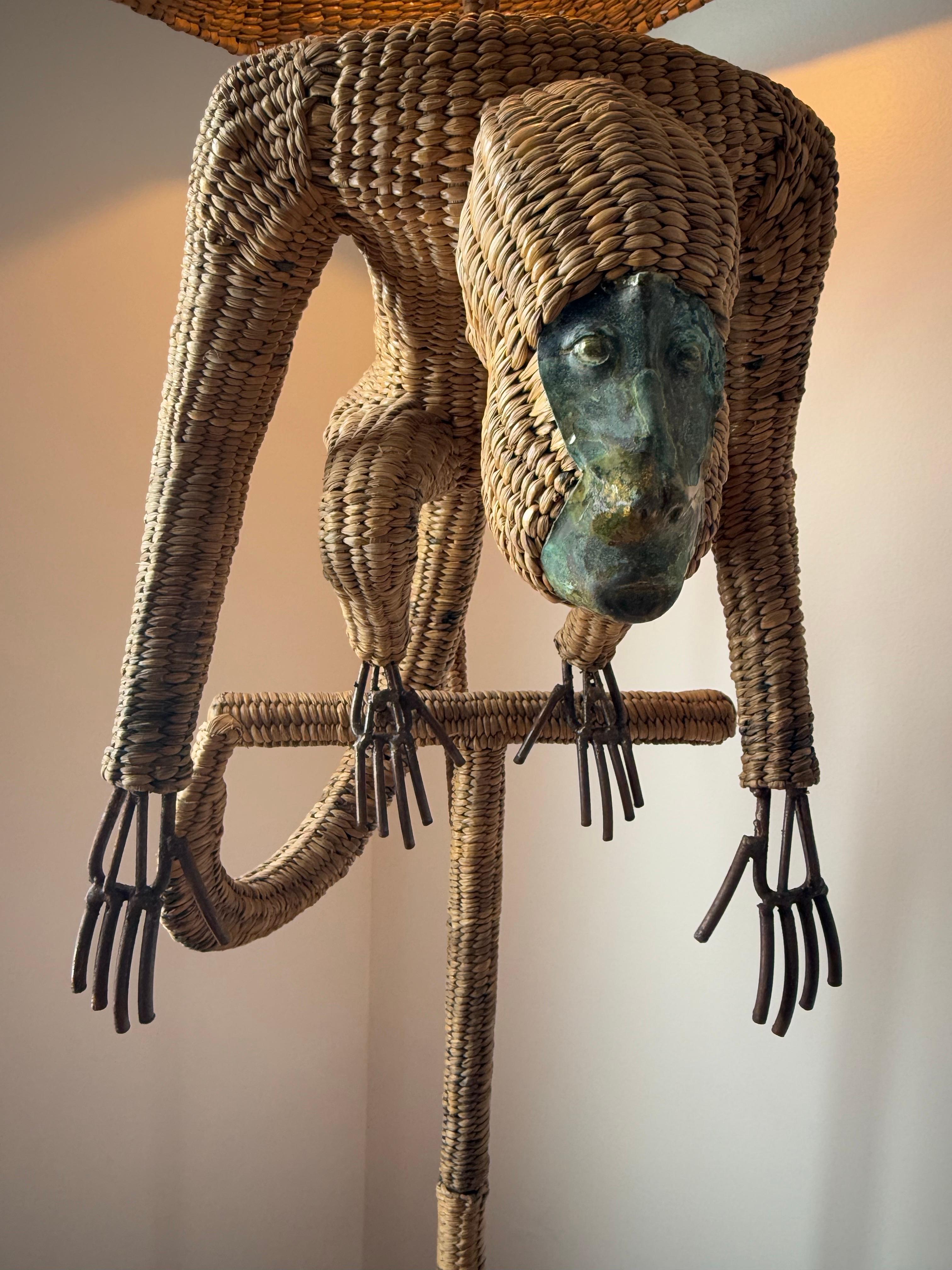 Lampada da terra con scimmia di Mario Lopez Torres del 1970 In condizioni buone in vendita a Staten Island, NY