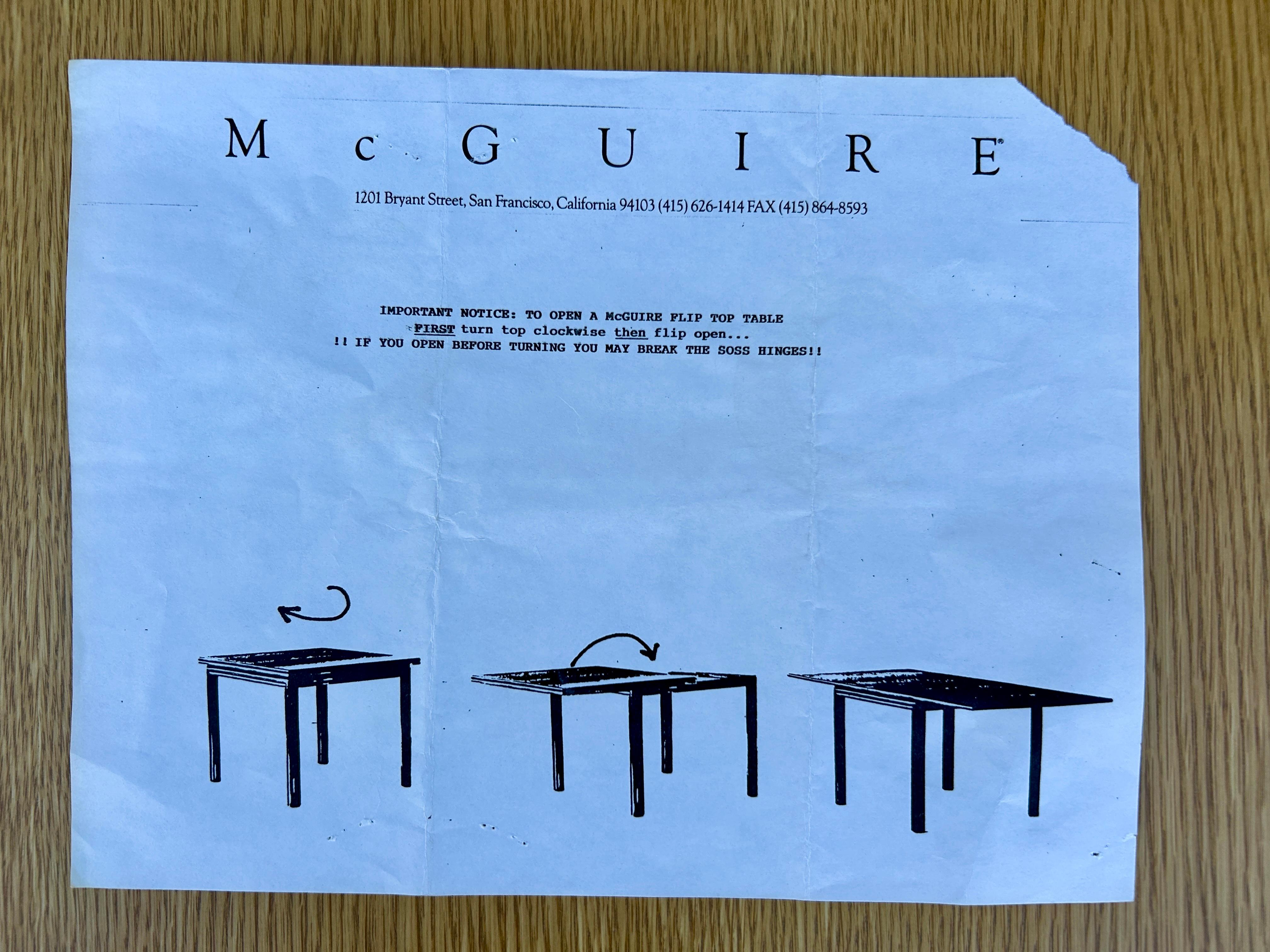 1970 McGuire Rattan Games Tavolo da pranzo allungabile con piano ribaltabile e quattro sedie da pranzo in vendita 12