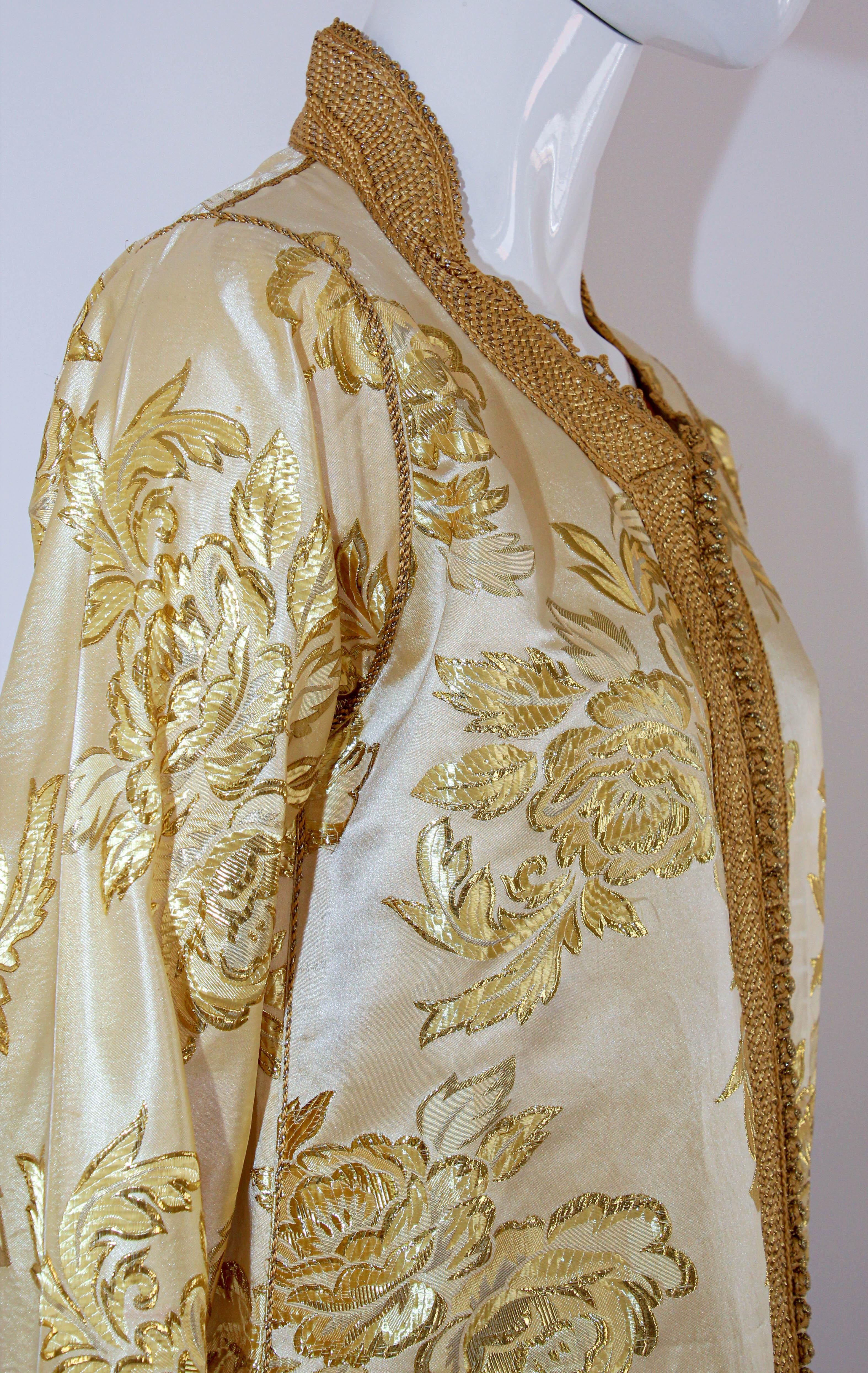 1970 Metallic Gold Brocade Maxi Dress Caftan Vintage Gown Kaftan en vente 7