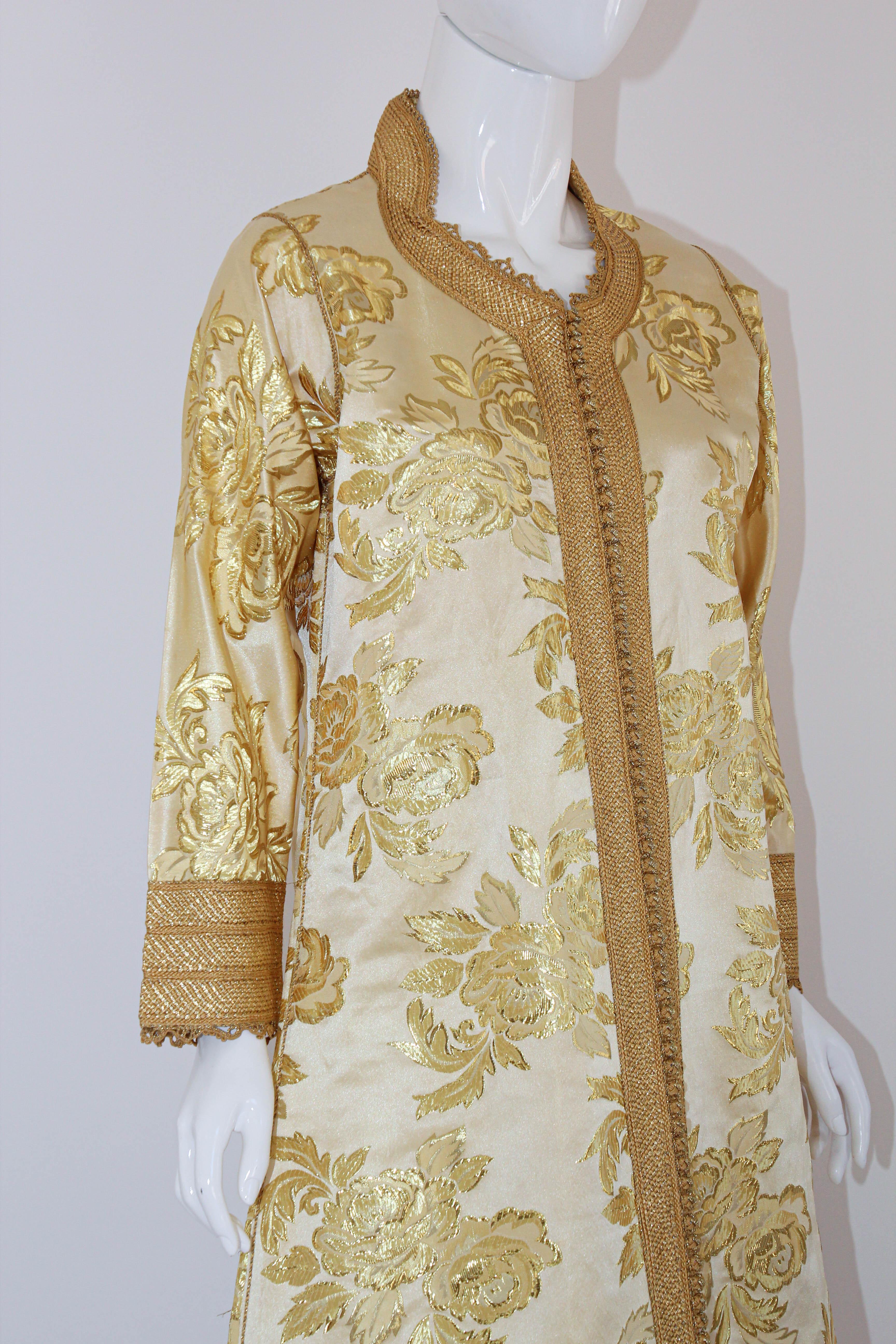 1970 Metallic Gold Brocade Maxi Dress Caftan Vintage Gown Kaftan Unisexe en vente