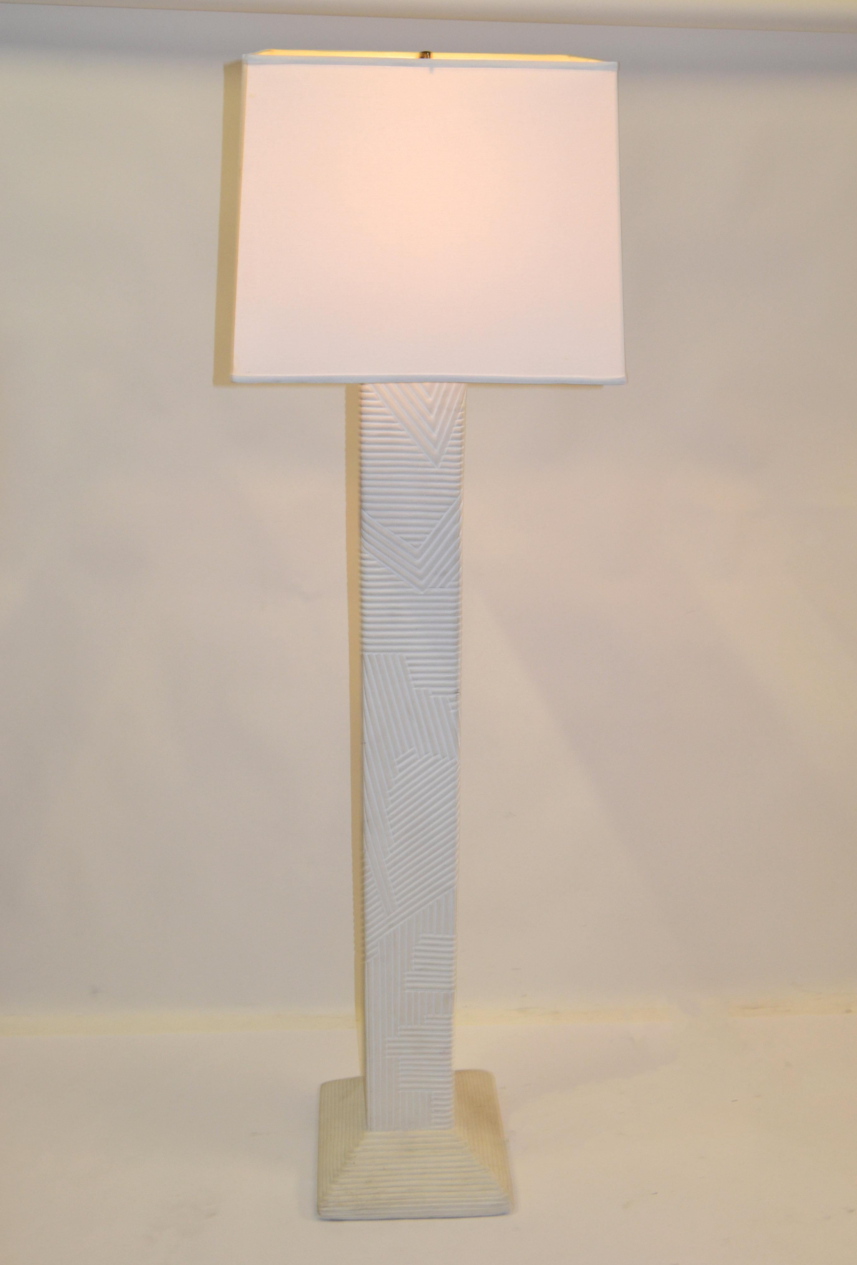 Hand-Crafted 1970 Mid-Century Modern Geometric Textured Iconic Sculptural Plaster Lamp Sirmos For Sale