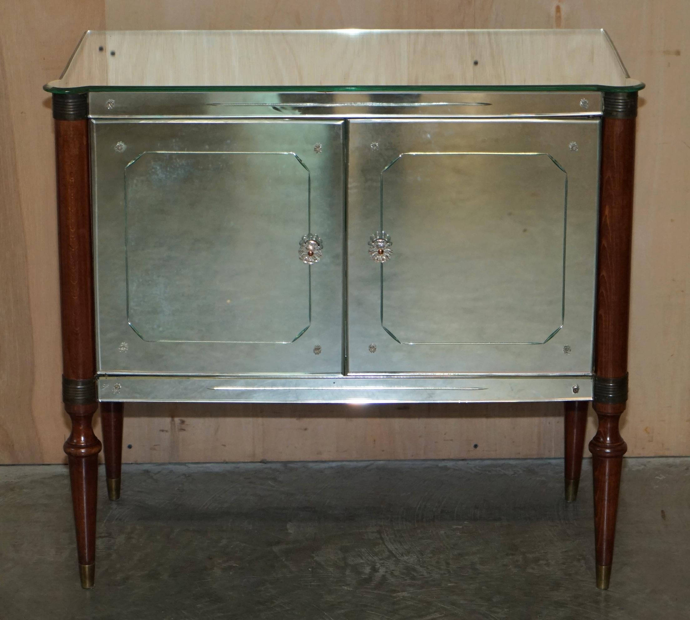 We are delighted to offer for sale this very well made circa 1960-1970 Italian Venetian glass drinks table sideboard cabinet

A very well made and good looking drinks cabinet, the glass is fully etched and being over 50 years old it has light