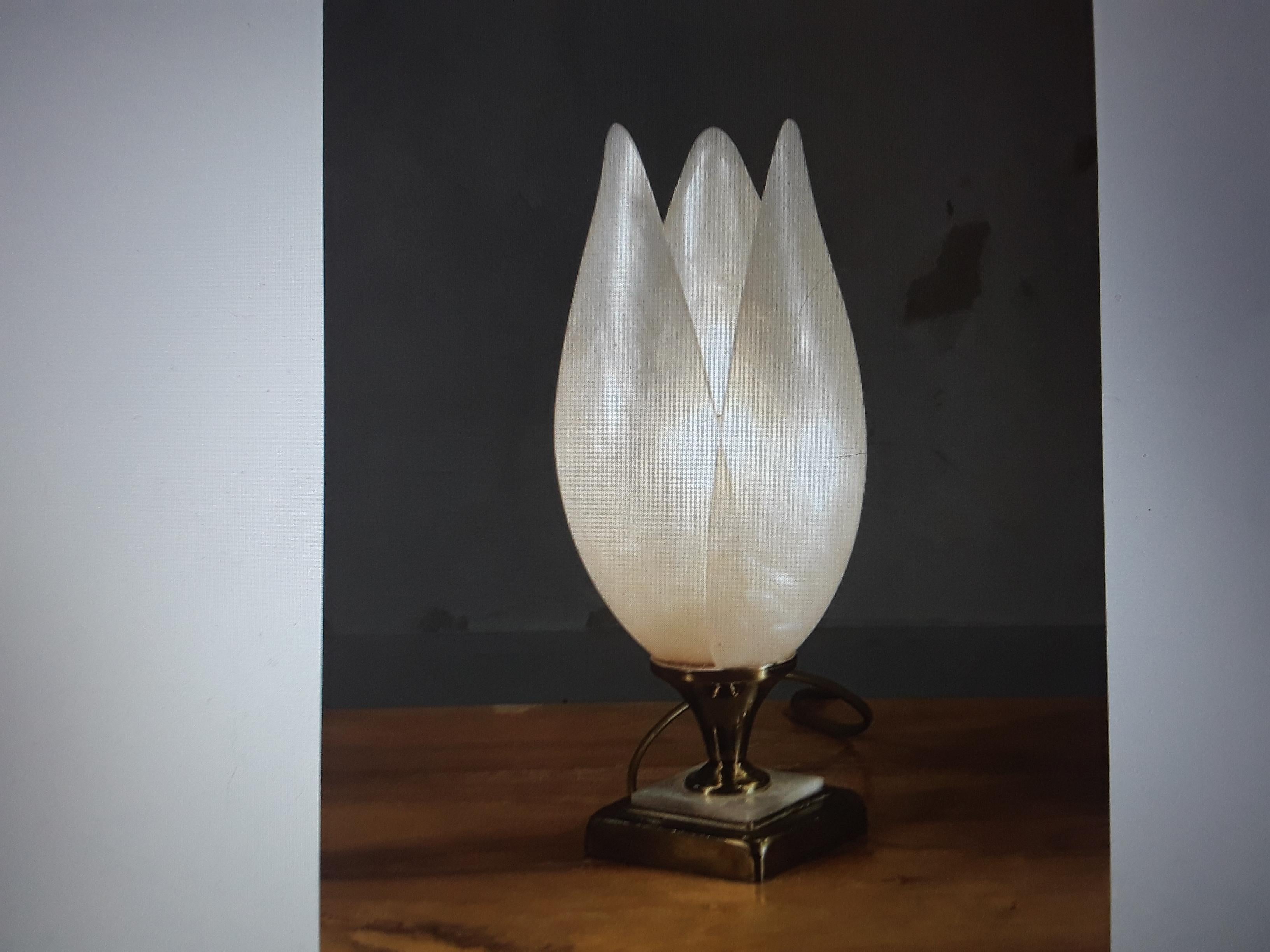 Composition 1970 Mid Century Modern Maison Rougier Opalescent Table Lamp For Sale