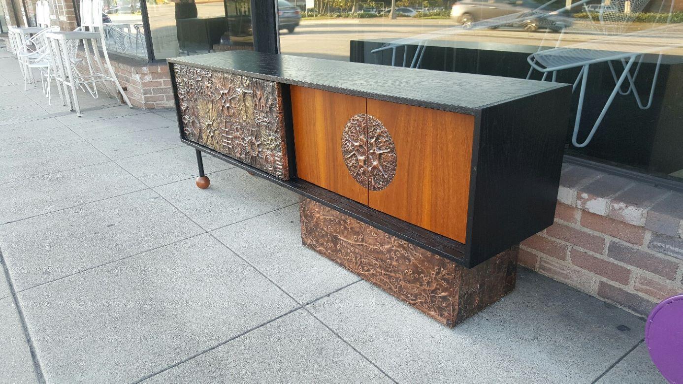 1970 Mid-Century Modern Walnut Credenza with Brutal Copper Tiles by Lou Ramirez 8