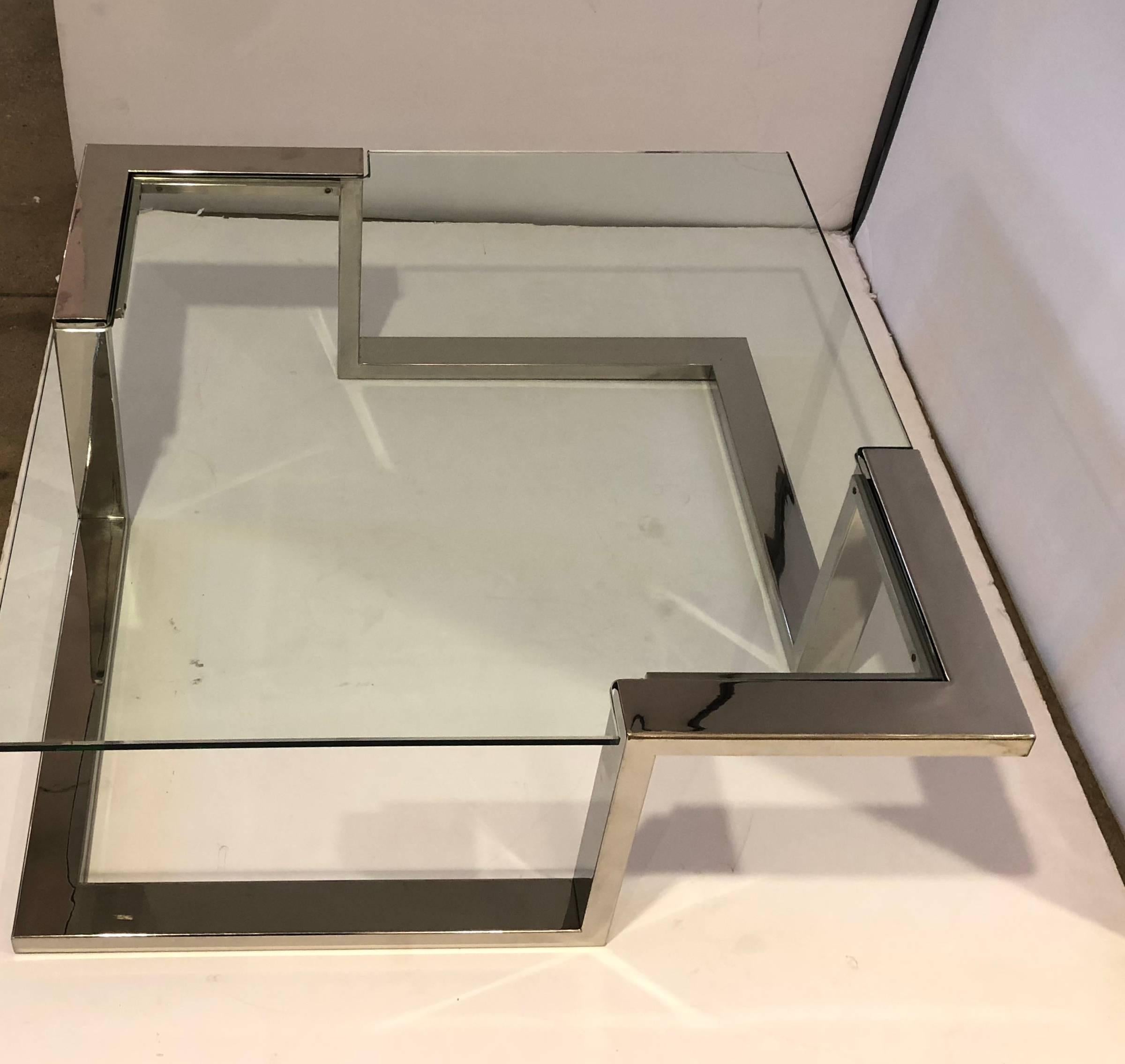 Moderne Table basse moderniste des années 1970 en vente