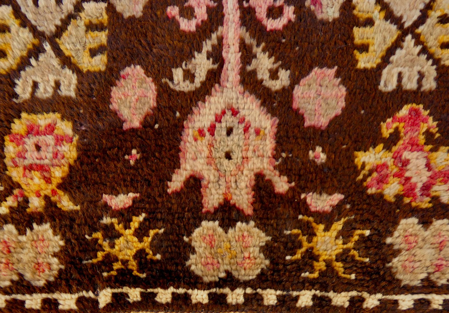 1970 Marokkanischer Taznahkt-Teppich  2' x 3'7 (Ende des 20. Jahrhunderts)