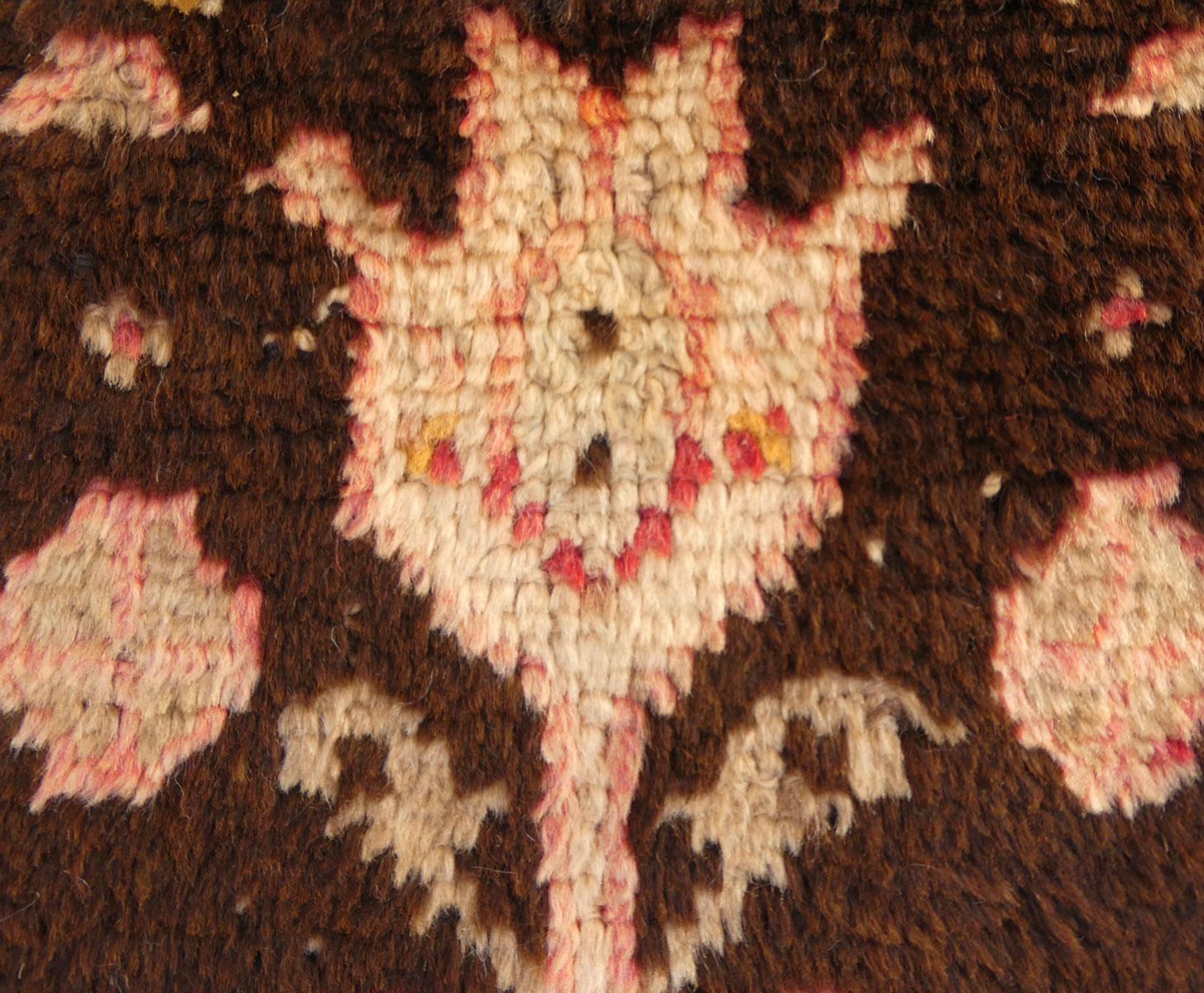 1970 Marokkanischer Taznahkt-Teppich  2' x 3'7 (Wolle)