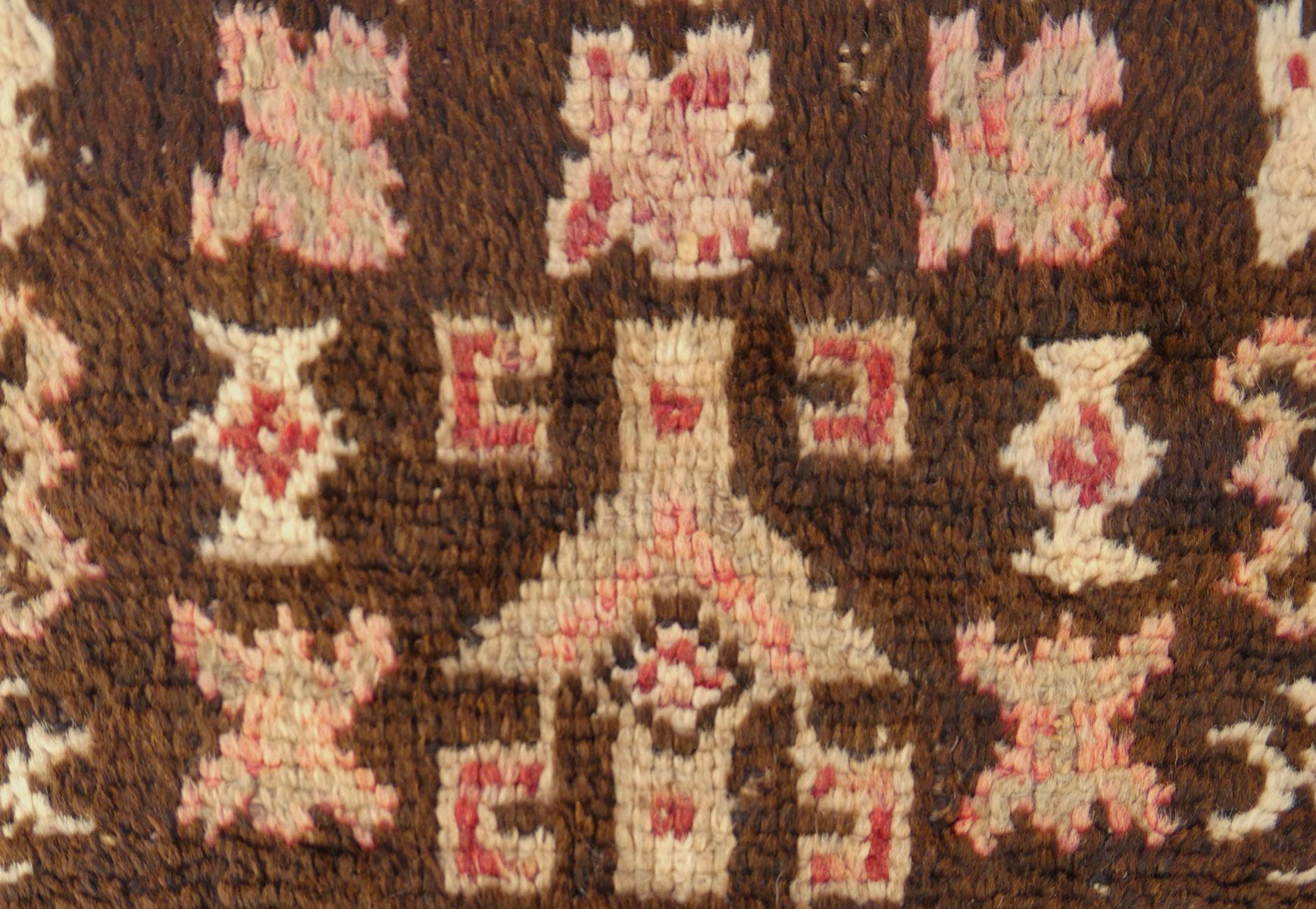 1970 Marokkanischer Taznahkt-Teppich  2' x 3'7 1