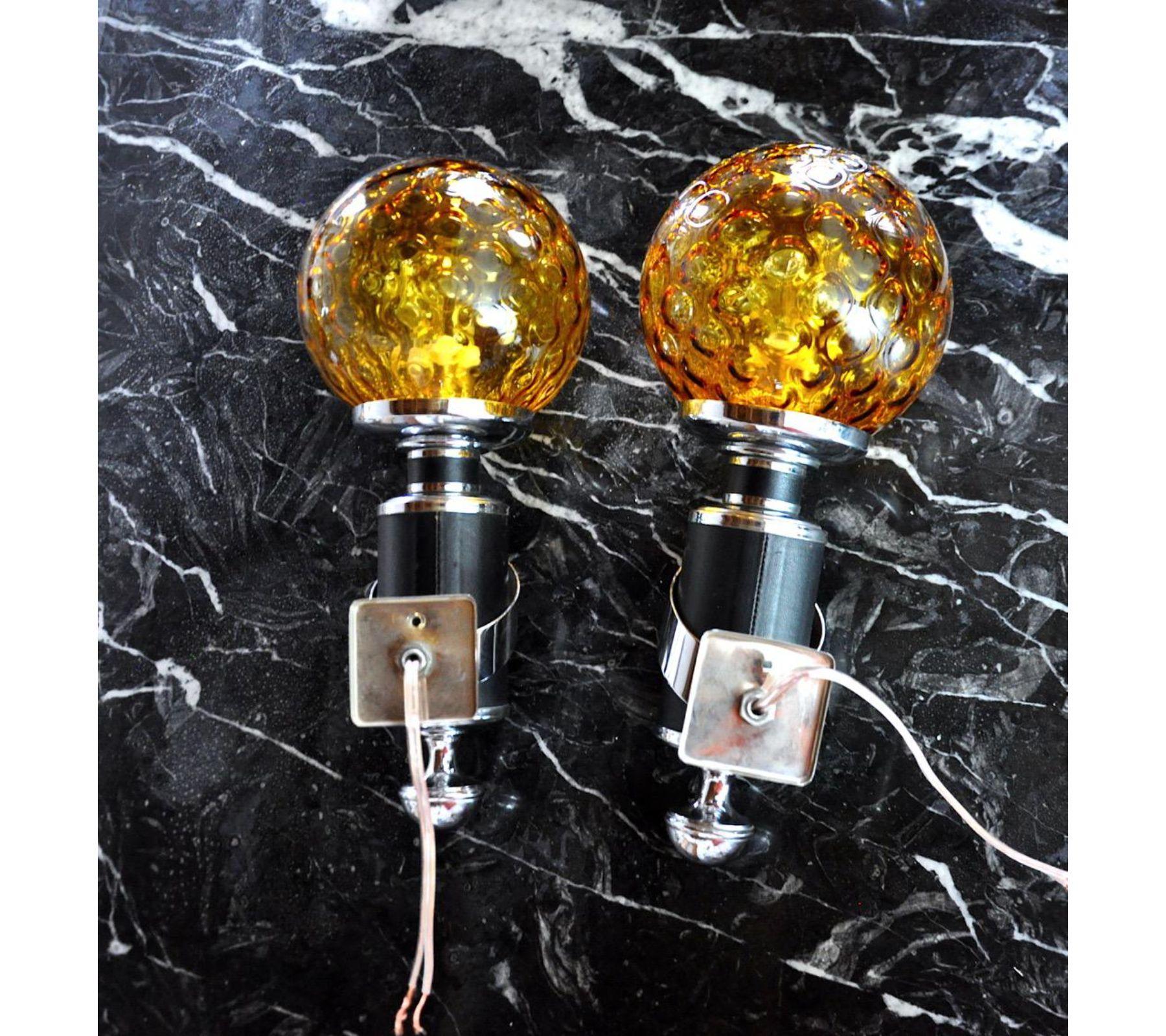 1970 Murano Wall Lamps, Italy, a Pair For Sale 1