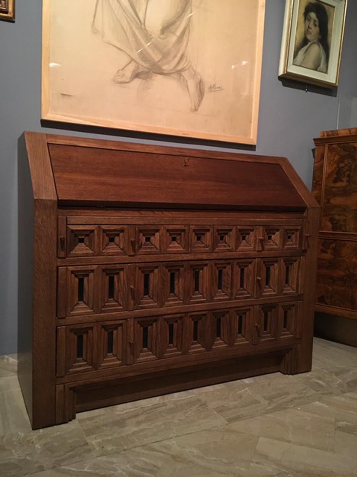 1970 Officina Rivadossi Oak Desk or Cabinet with Drawers in Brutalist Style In Good Condition In Brescia, IT