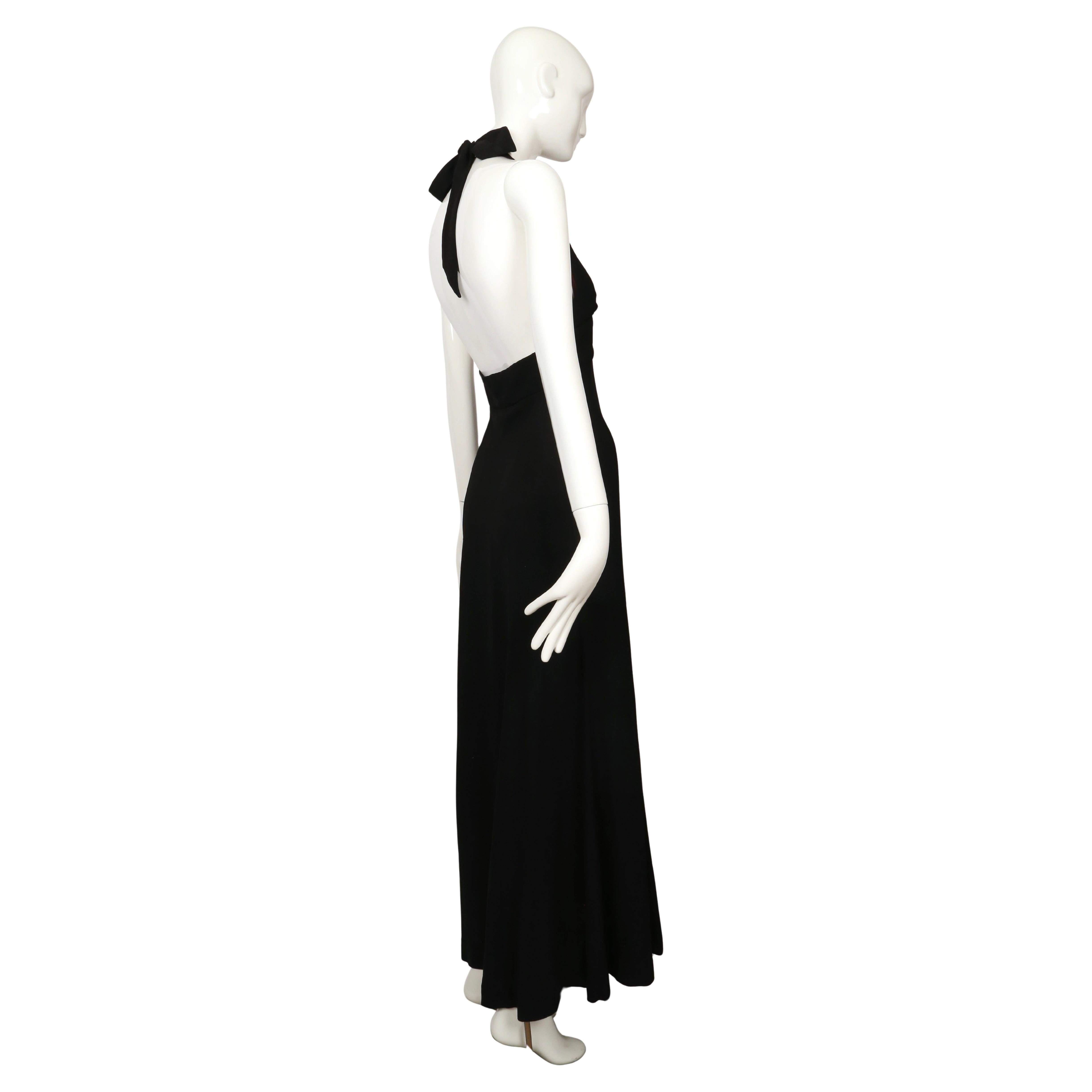 1970 Ossie Clark - Robe dos nu en crêpe mousse noir en vente 1