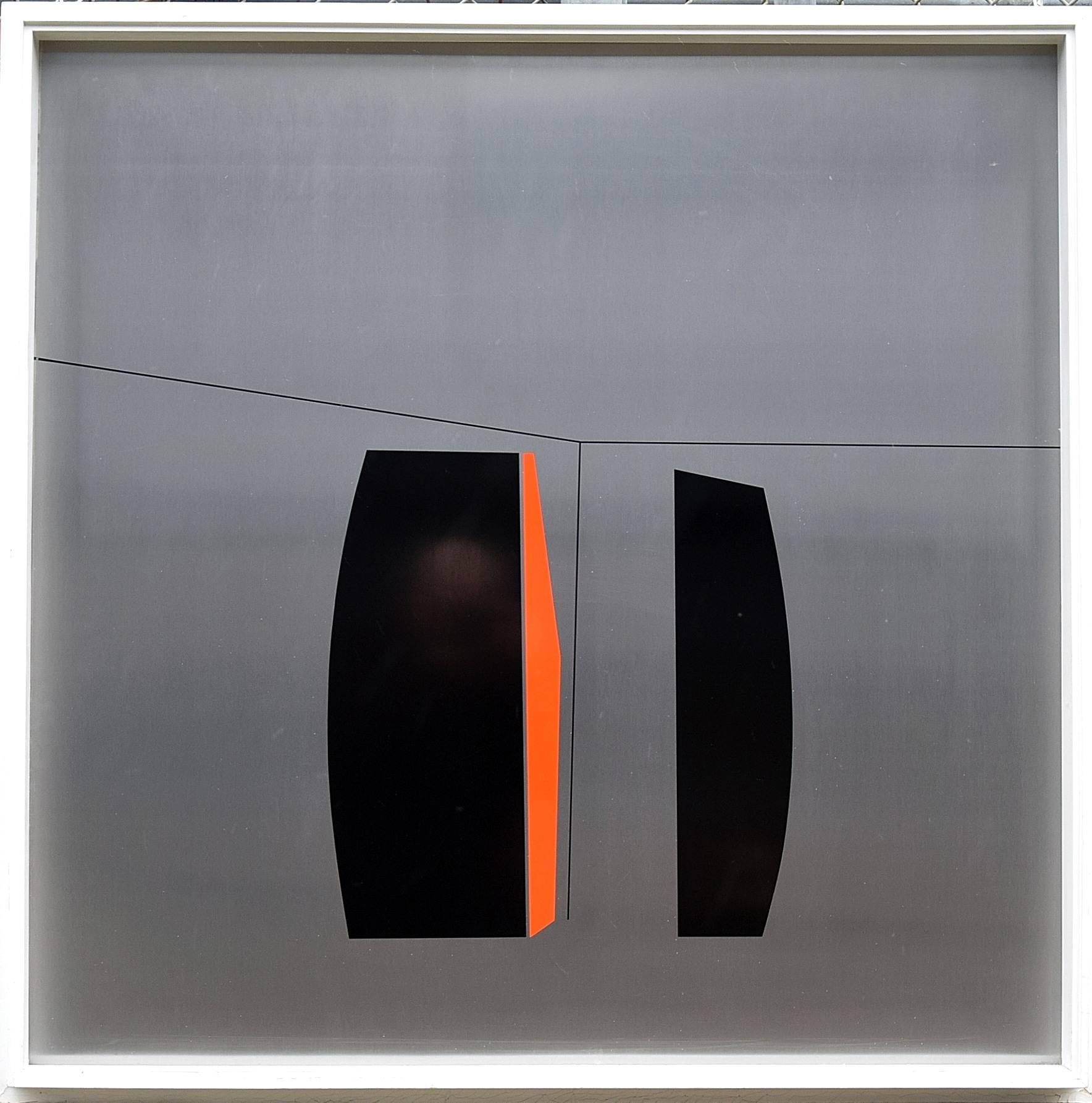 Giorgio Tonti painting on stainless steel for Studio zero Milano, 1970. This rare piece comes with its original frame.
Measurements: 106 x 106 x 6 cm.
The painting will be shipped insured overseas in a custom made wooden crate. Cost of transport