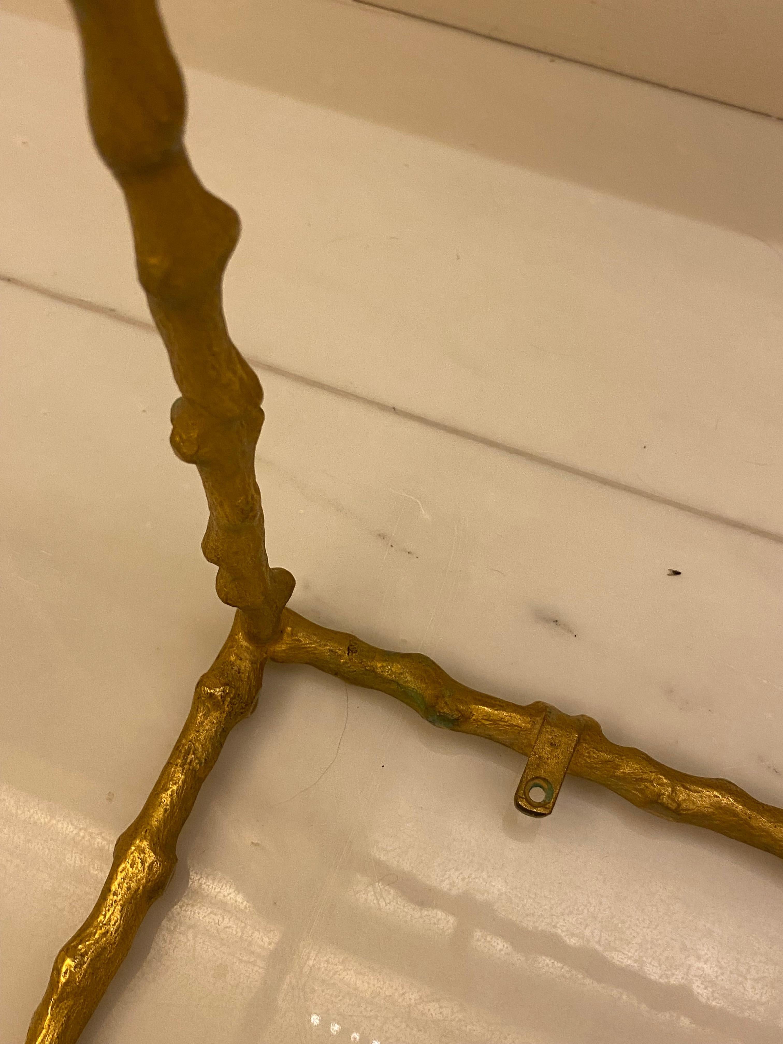 1970 ' Coppia di divani nello stile della Maison Jansen, dorati  Bronzo 50 X 37 in vendita 7