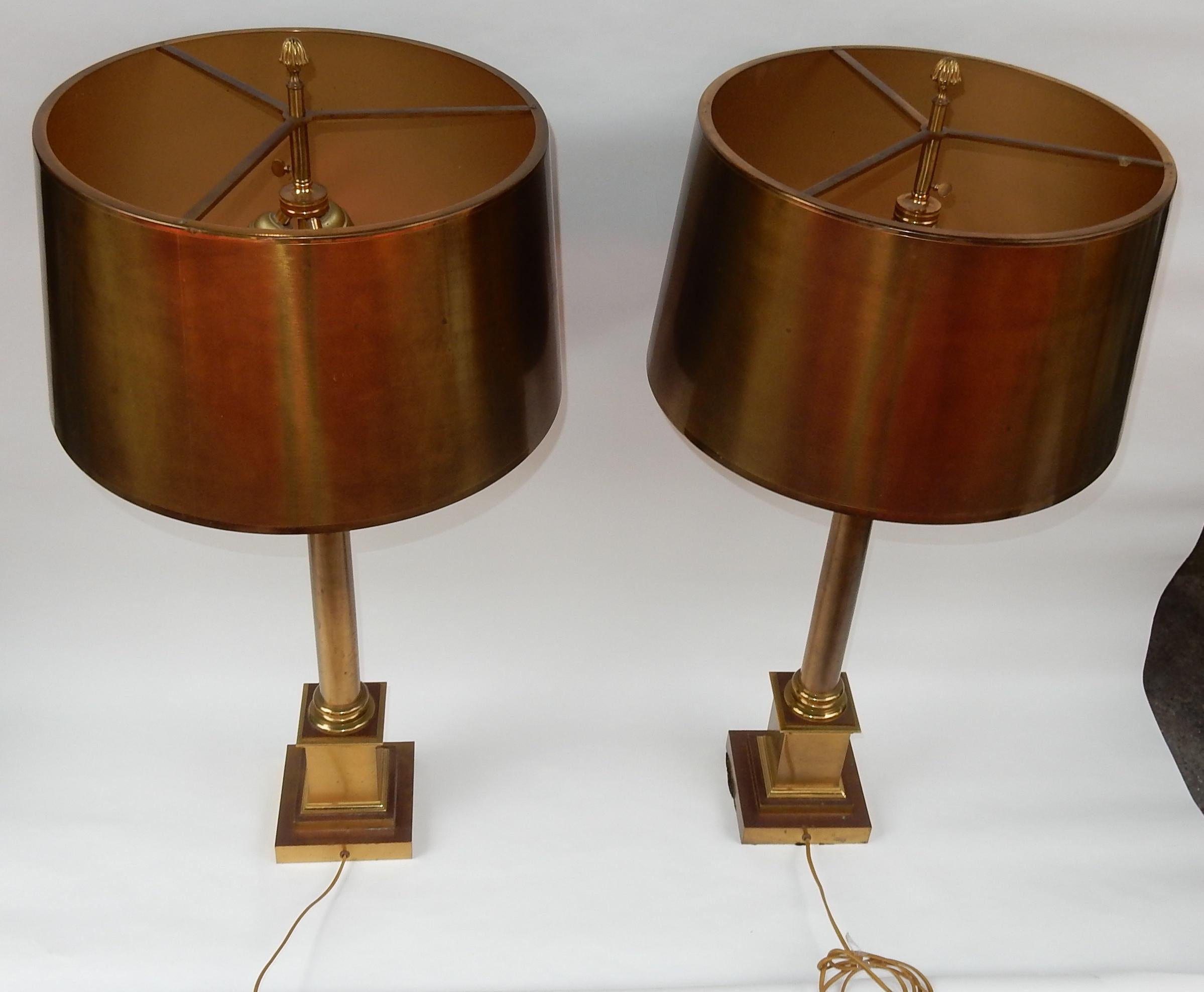 Late 20th Century 1970 Pair of Lamps with Corinthian Columns in Brass and Bronze Signed Charles