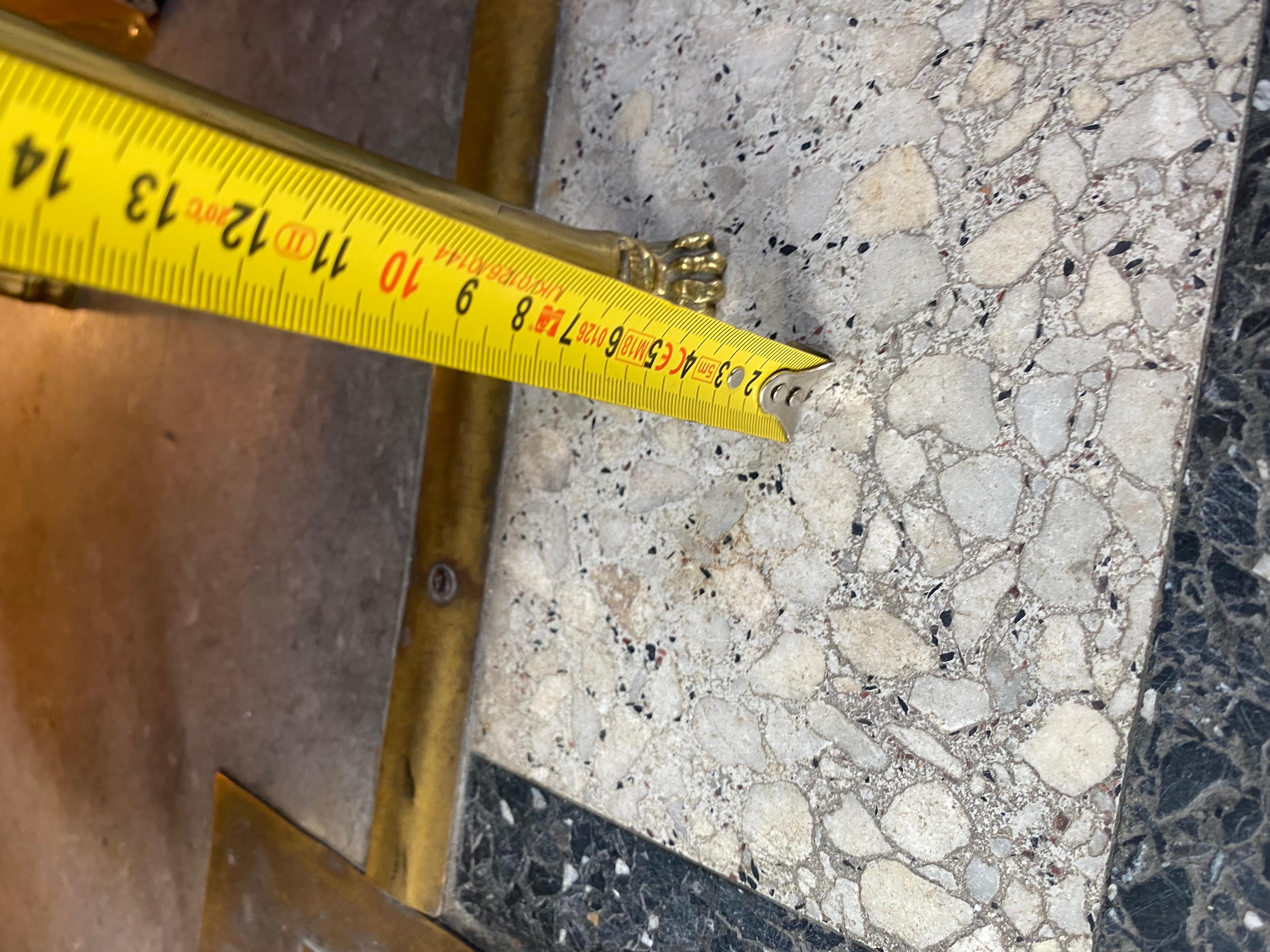 1970′ Coppia di tavolini con piedistallo Maison Baguès in bambù e bronzo dorato in vendita 2