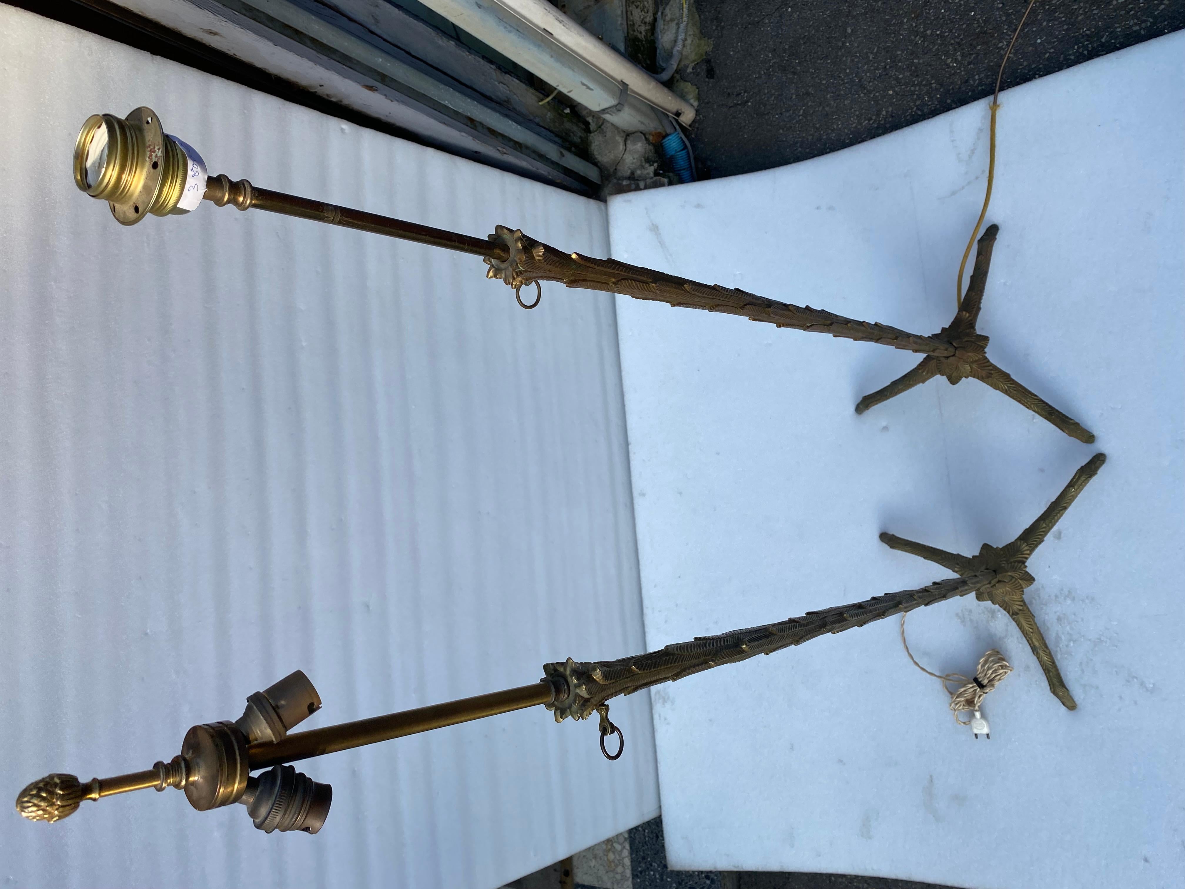 1970′ Pareja De Lámparas De Pie De Bronce Patinado Maison Charles Modelo Palmera en venta 3