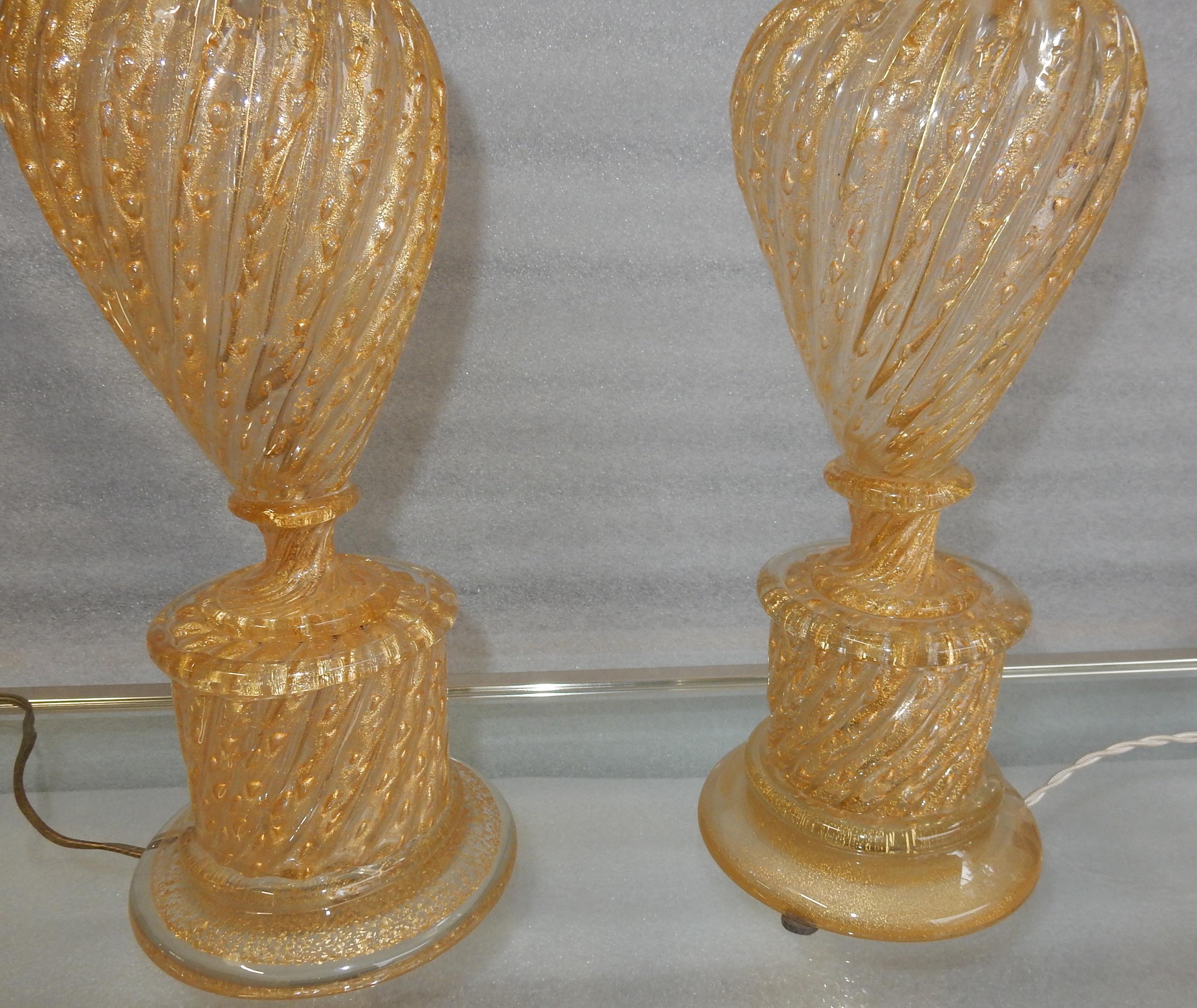 1970s Pair or Similar of Barovier y Toso Lamps with Gold Paillons Murano Crystal For Sale 2