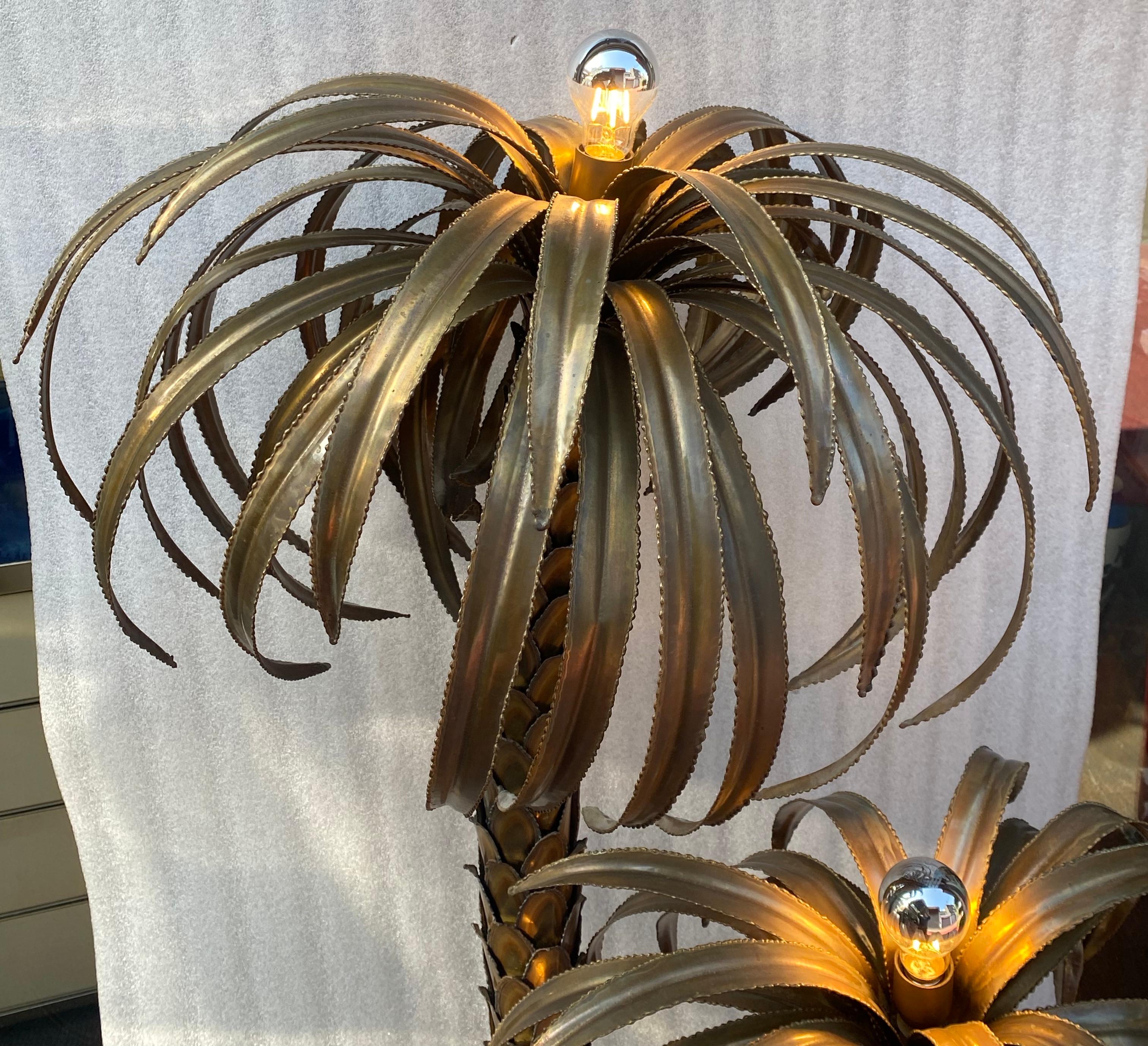1970 “Palm Tree Floor Lamp in Brass and Patinated Iron Style Maison Jansen In Fair Condition For Sale In Paris, FR