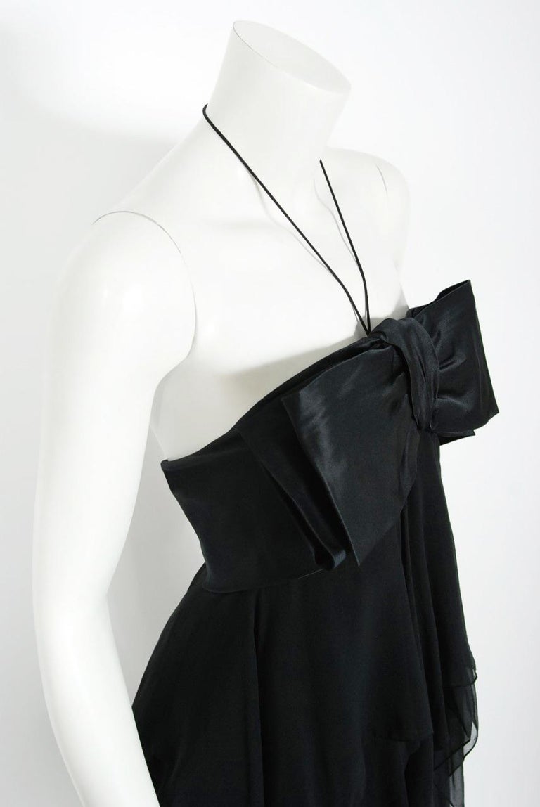 Vintage 1970 Pauline Trigere Black Silk Chiffon & Satin Halter-Bow Tiered Dress In Good Condition For Sale In Beverly Hills, CA
