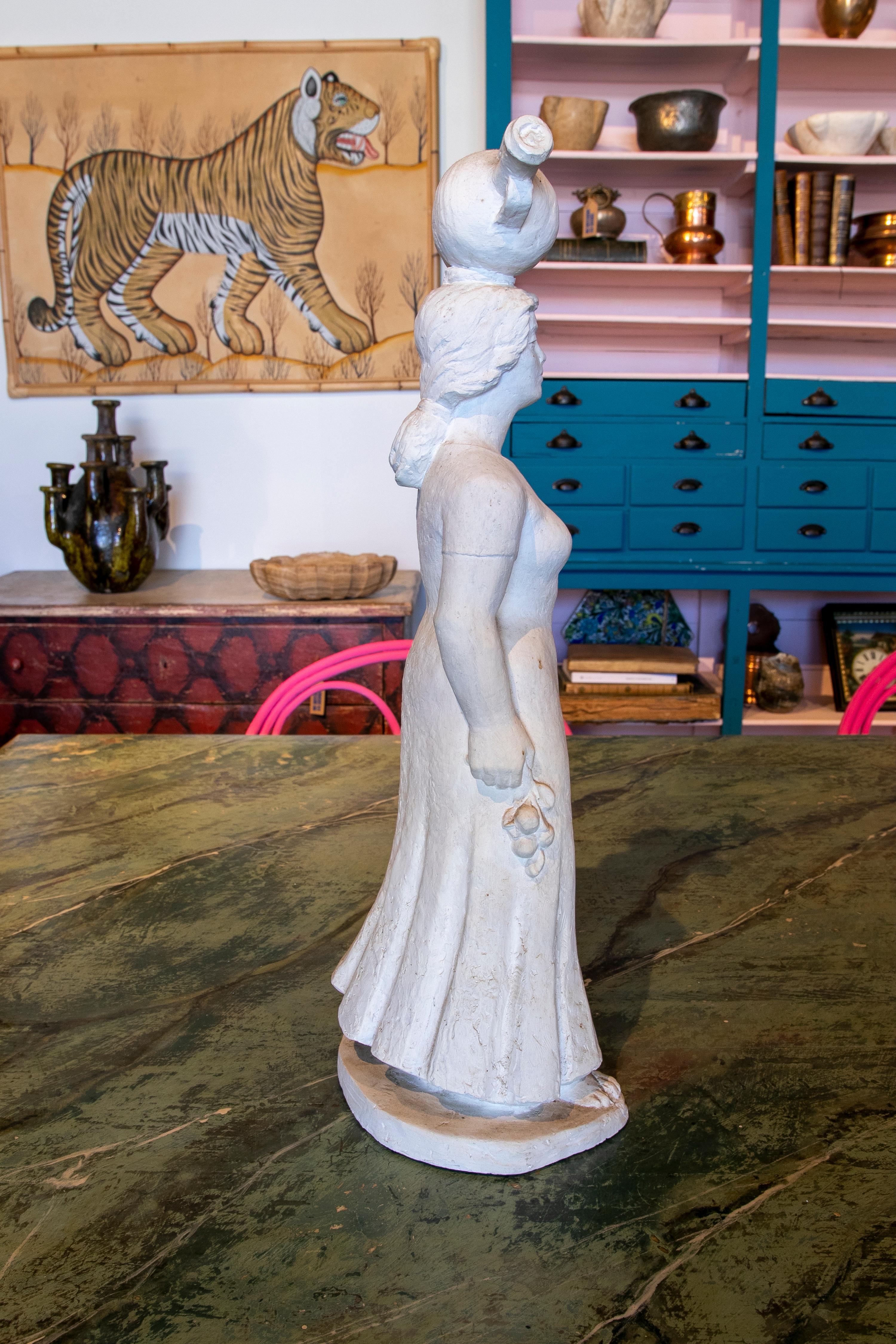 1970 Plaster Sculpture of a Woman in Typical Andalusian Clothing For Sale 1