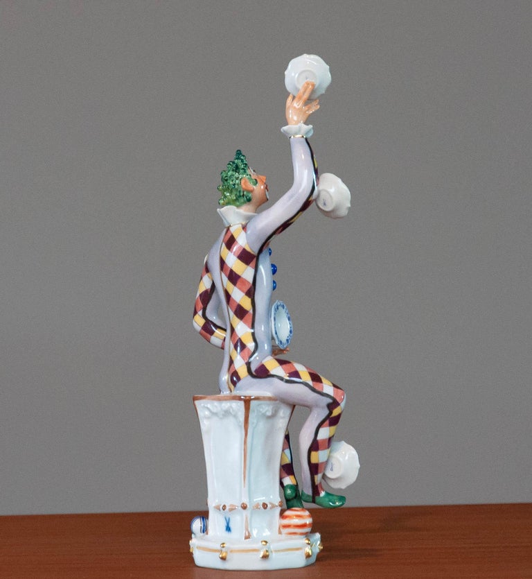 Hand-Painted 1970 Porcelain Meissen Statue 'the Juggler' by Peter Strang for Franklin MInt For Sale