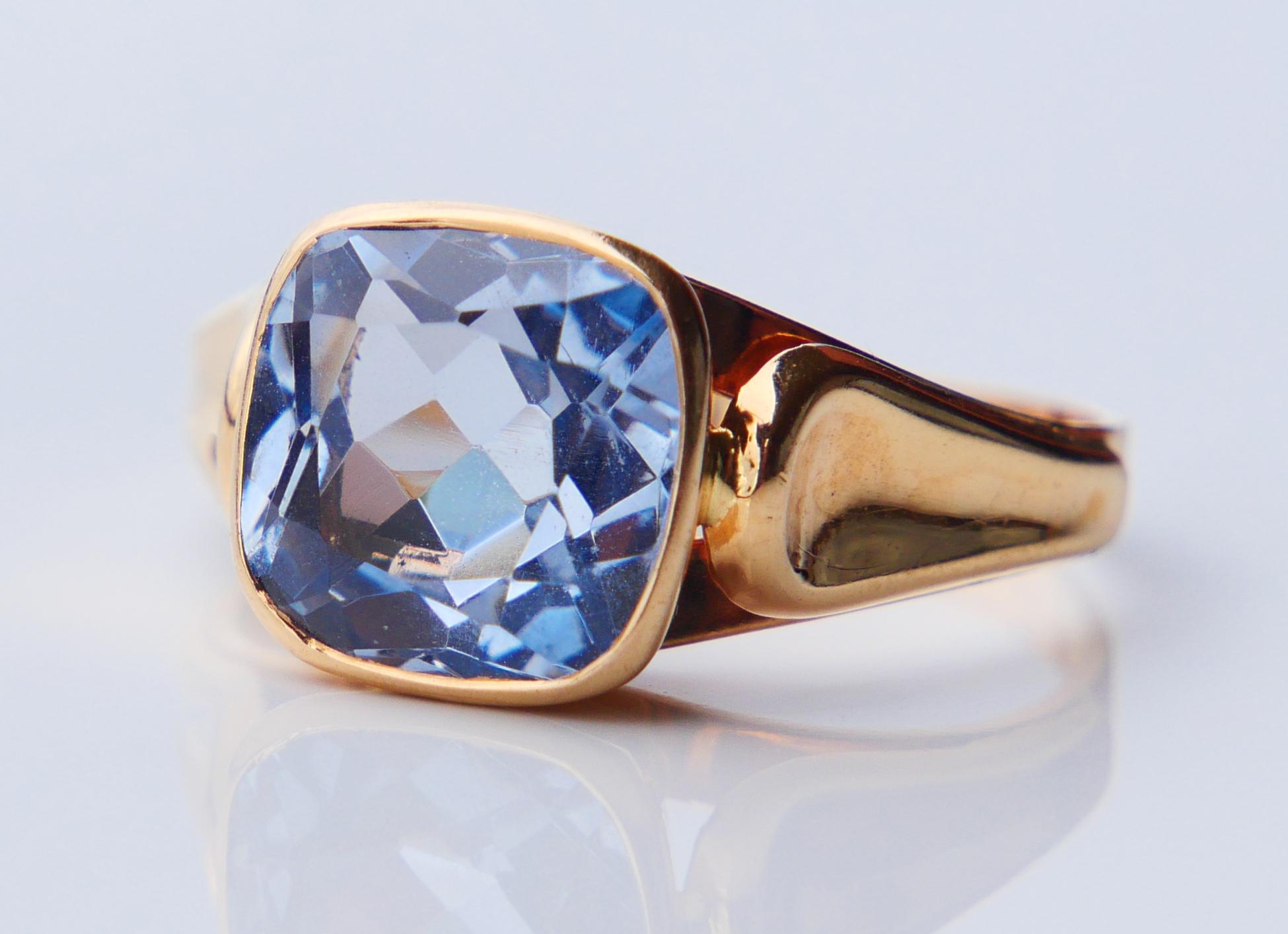 Cushion Cut 1970 Ring natural 4ct Aquamarine solid 18K Gold Ø6.25 US / 3.3 gr For Sale