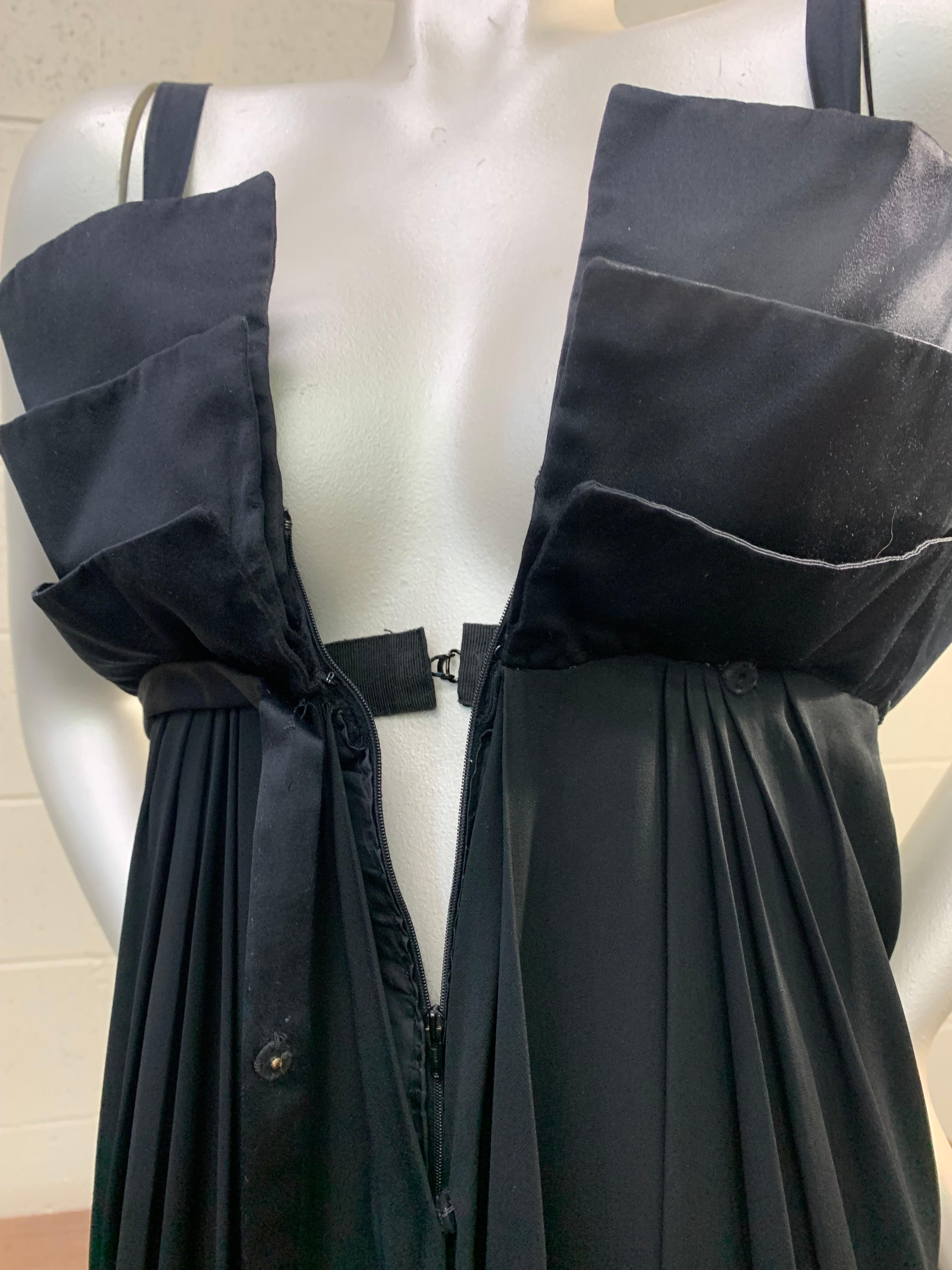 1970 Roberto Capucci Black Silk Empire Gown w Multi-Layered Structured Bodice For Sale 10