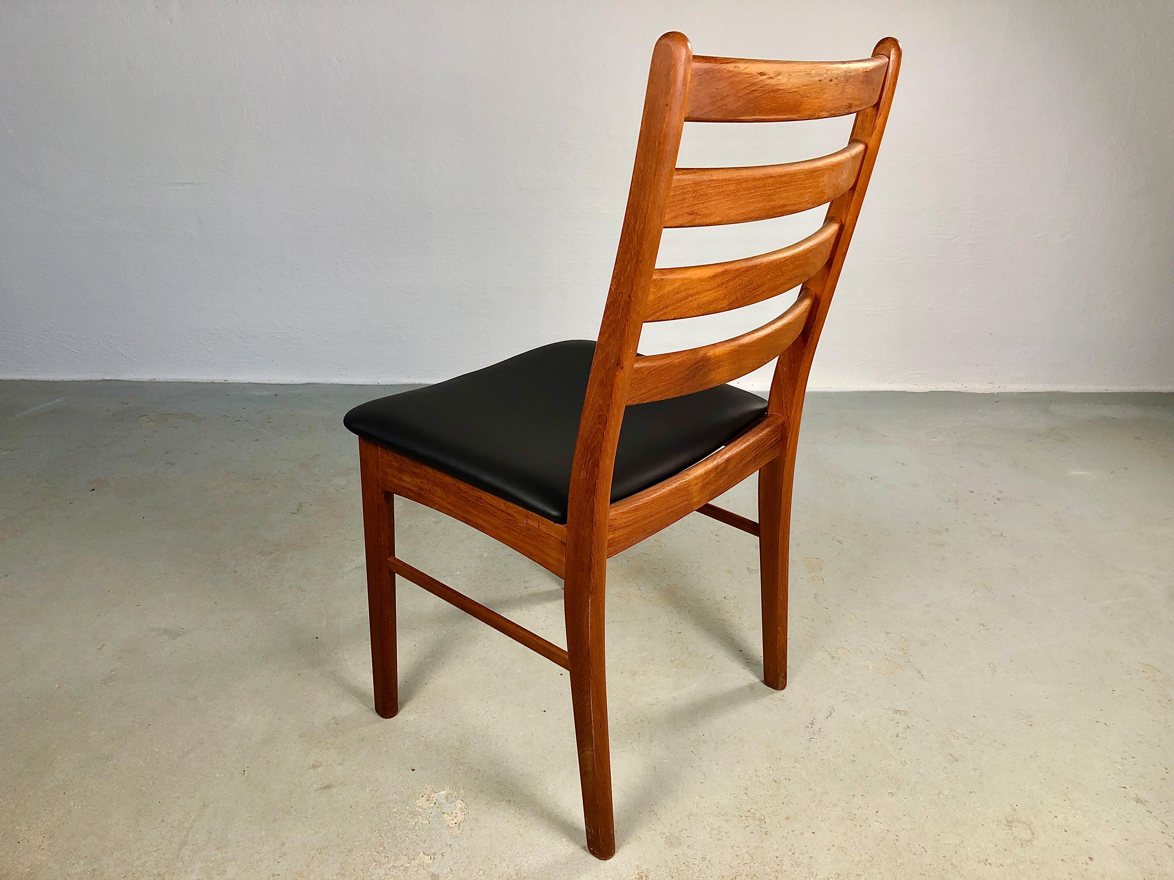 Mid-20th Century 1970´s Four Danish Teak Dining Chairs with Leathered Seats by Korup Stolefabrik