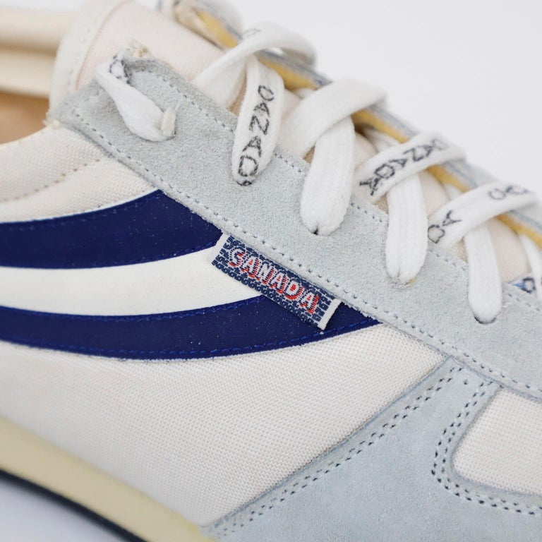 Par de zapatillas CANADA de 1970 nunca en venta en 1stDibs