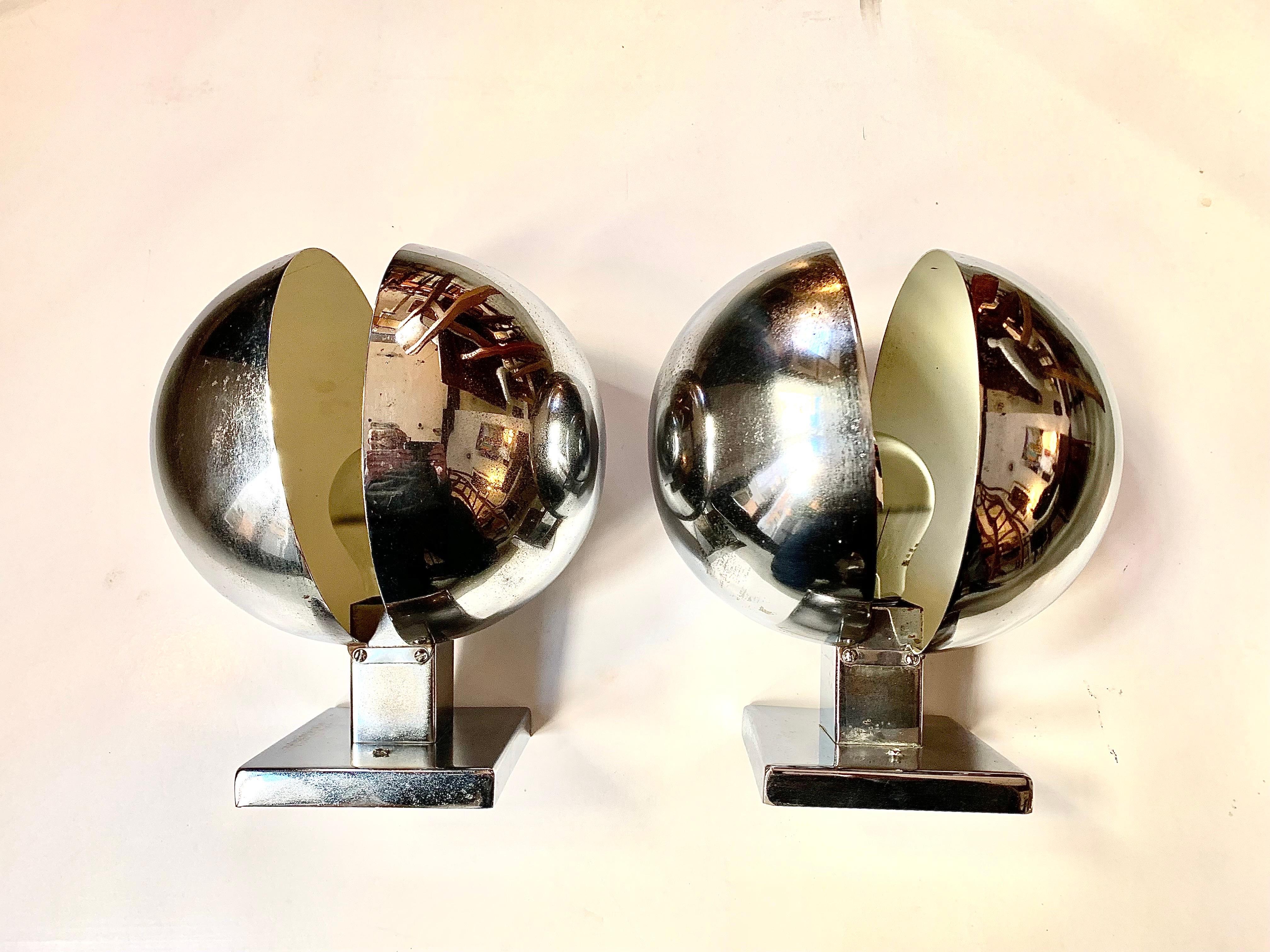 1970s Pair Space Age Ball Chrome and Lacquered Metal Wall Sconces For Sale 12