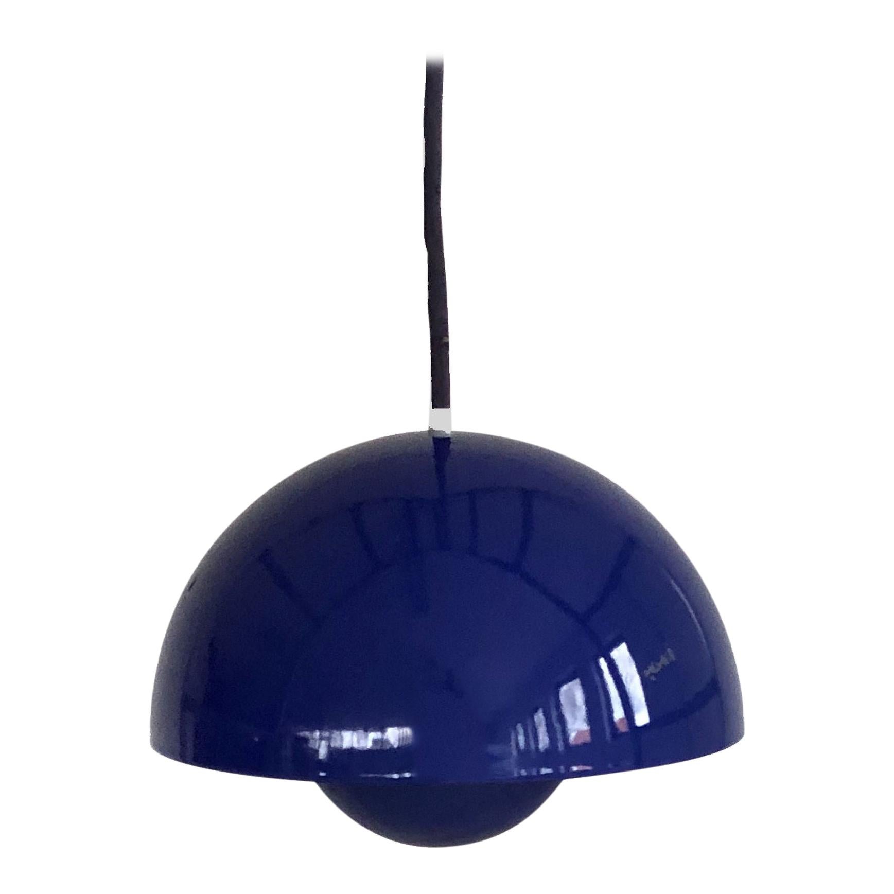 Verner Panton Danish 1´st. Edition Blue Flowerpot Pendant Light - Louis Poulsen