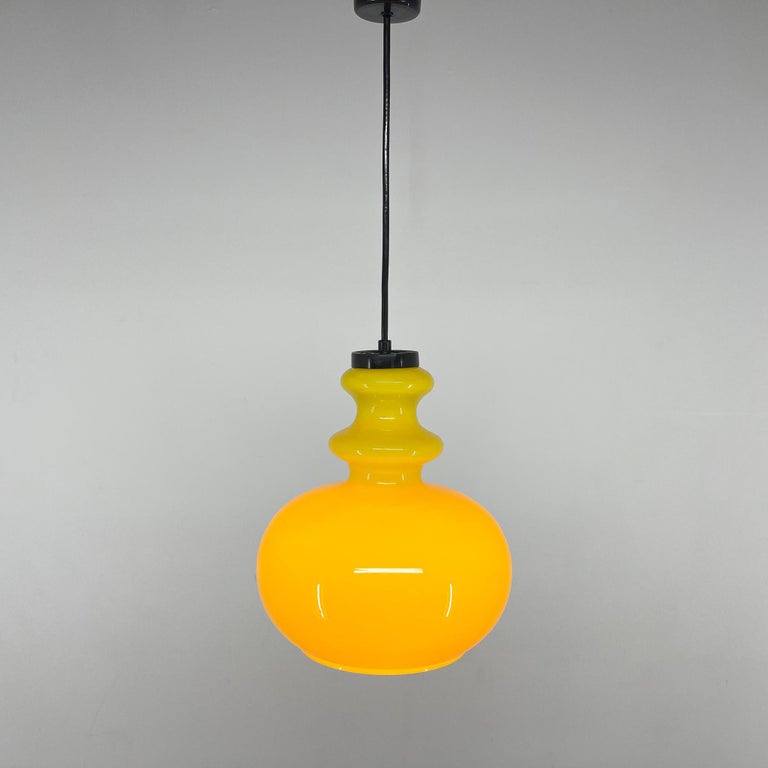1970' s Yellow Glass Pendant For Sale at 1stDibs