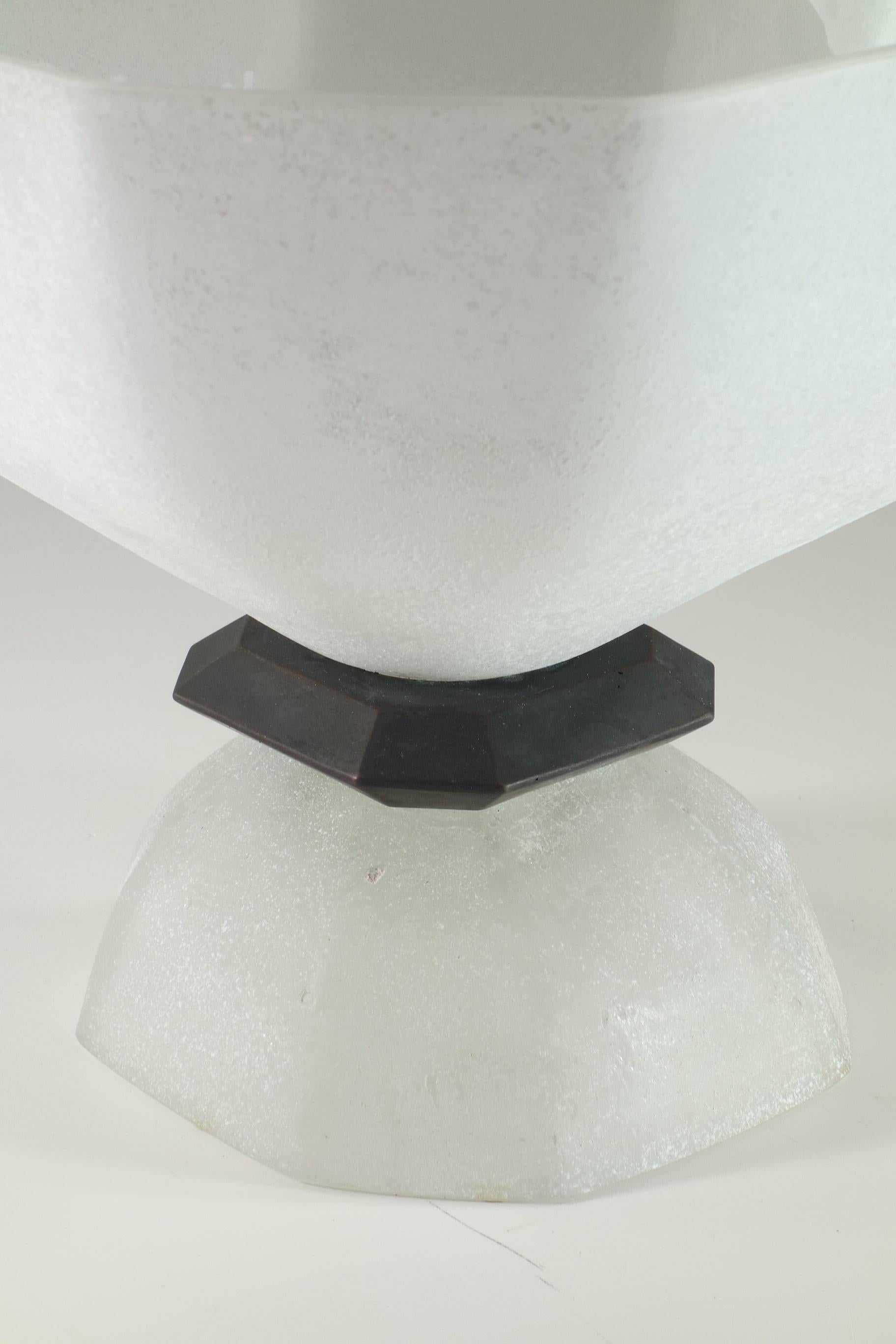 1970 Seguso Vetri D'Arte Vittorio Rigattieri White Black Murano Glass Vase For Sale 7