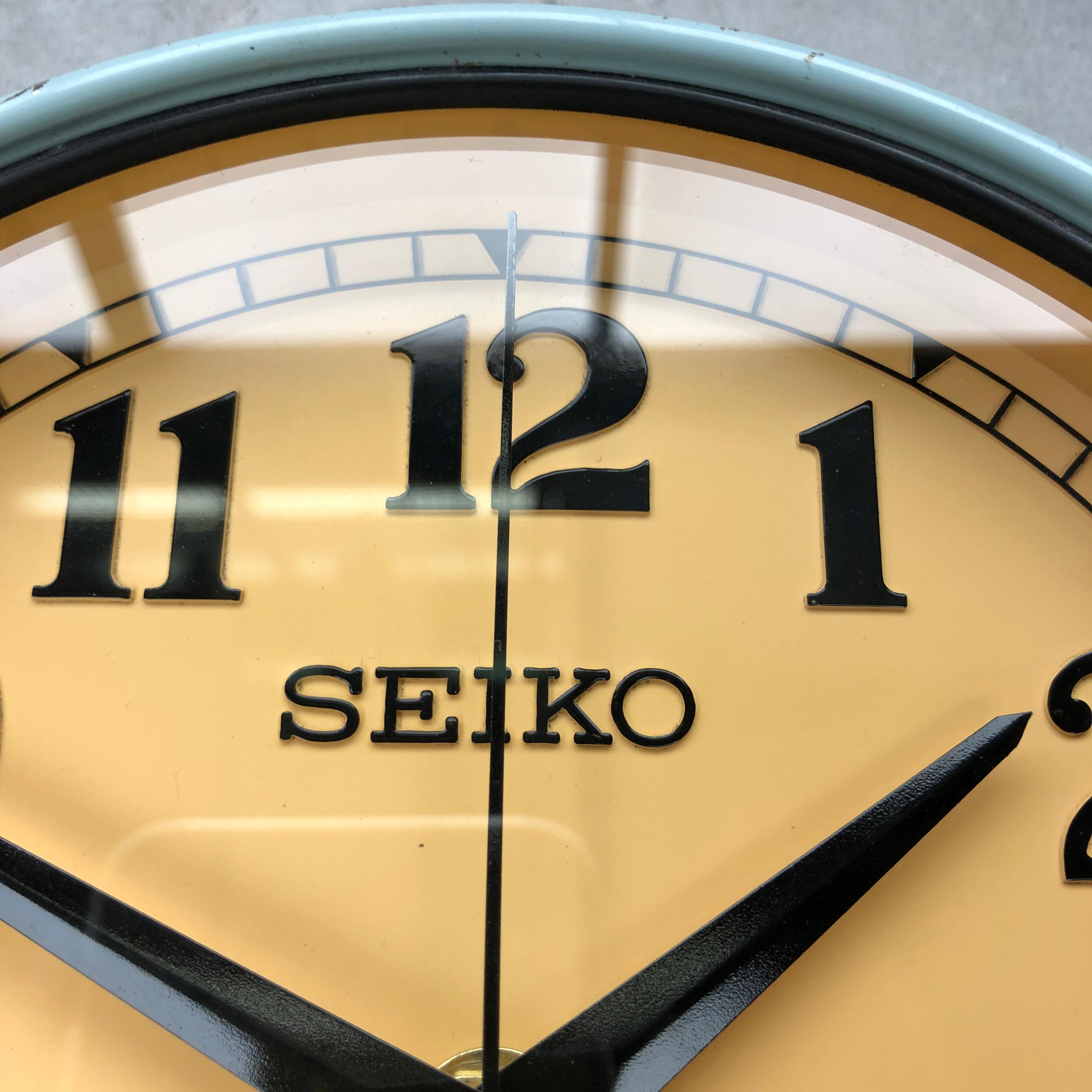 1970 Seiko Blue and Tobacco Retro Vintage Industrial Antique Steel Quartz Clock For Sale 3