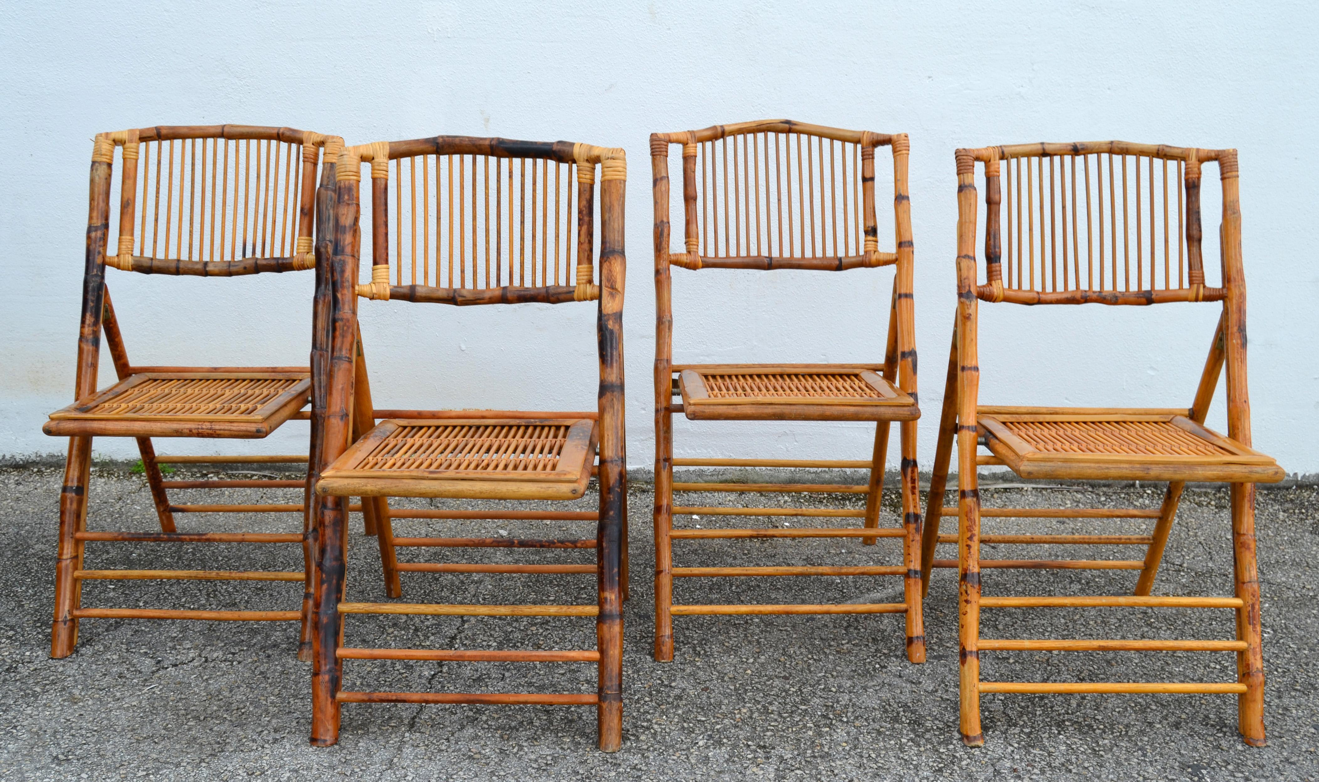 1970 Juego de 4 sillas plegables de bambú de mediados de siglo Modern British Colonial Style en venta 6