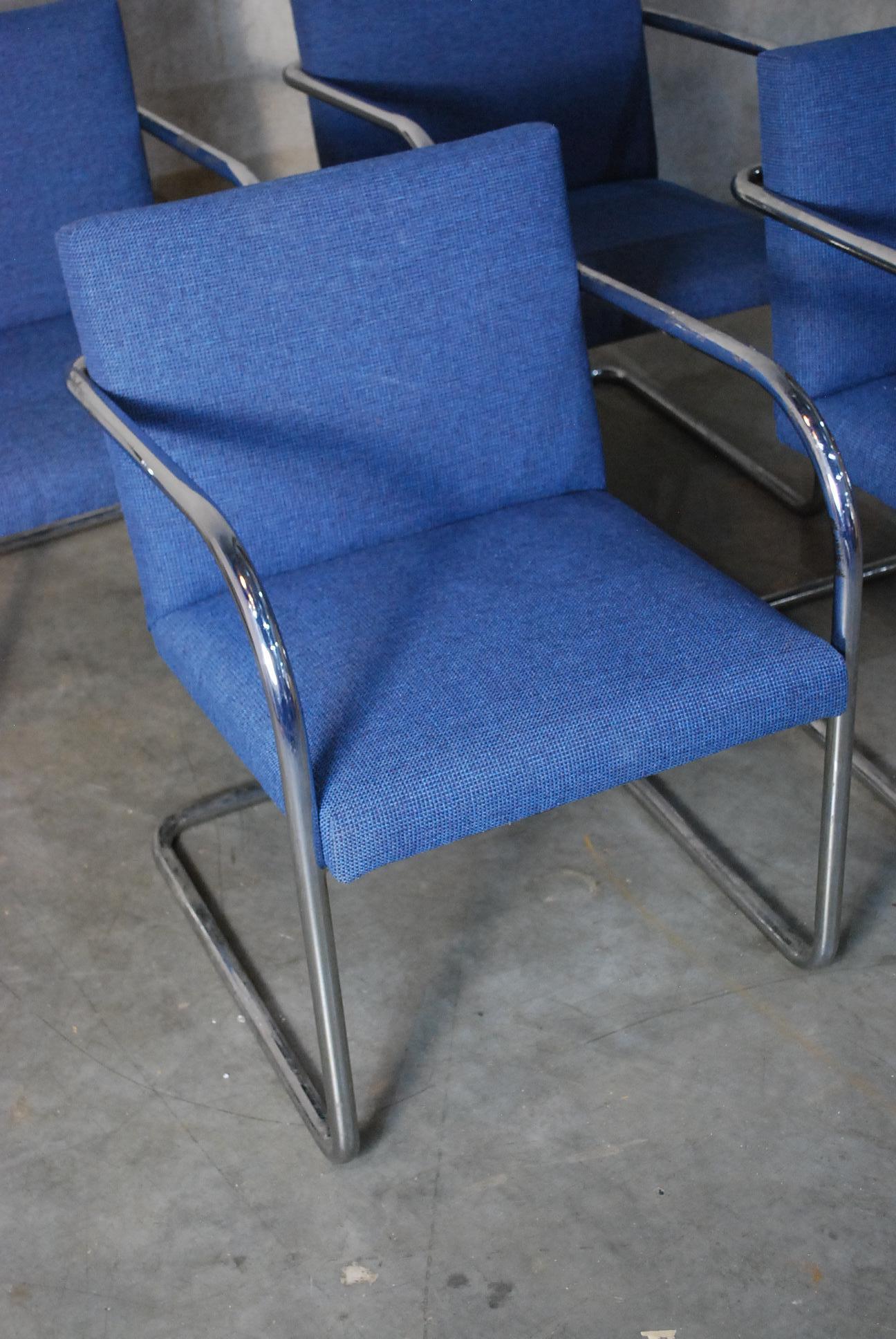 Mid-Century Modern 1970 Set of Two Cantilever Chrome Brno Chairs by Thonet