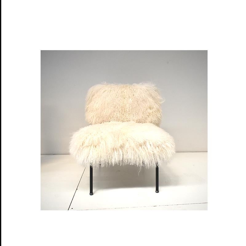 1970, Set of Two Vintage Armachiars, Upholstered in Fur For Sale 4