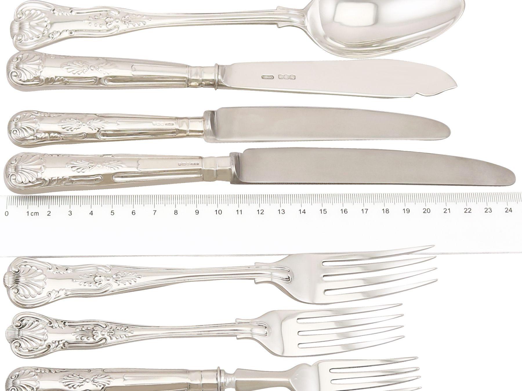 1970 Sterling Silver Canteen of Cutlery for Eight Persons 4