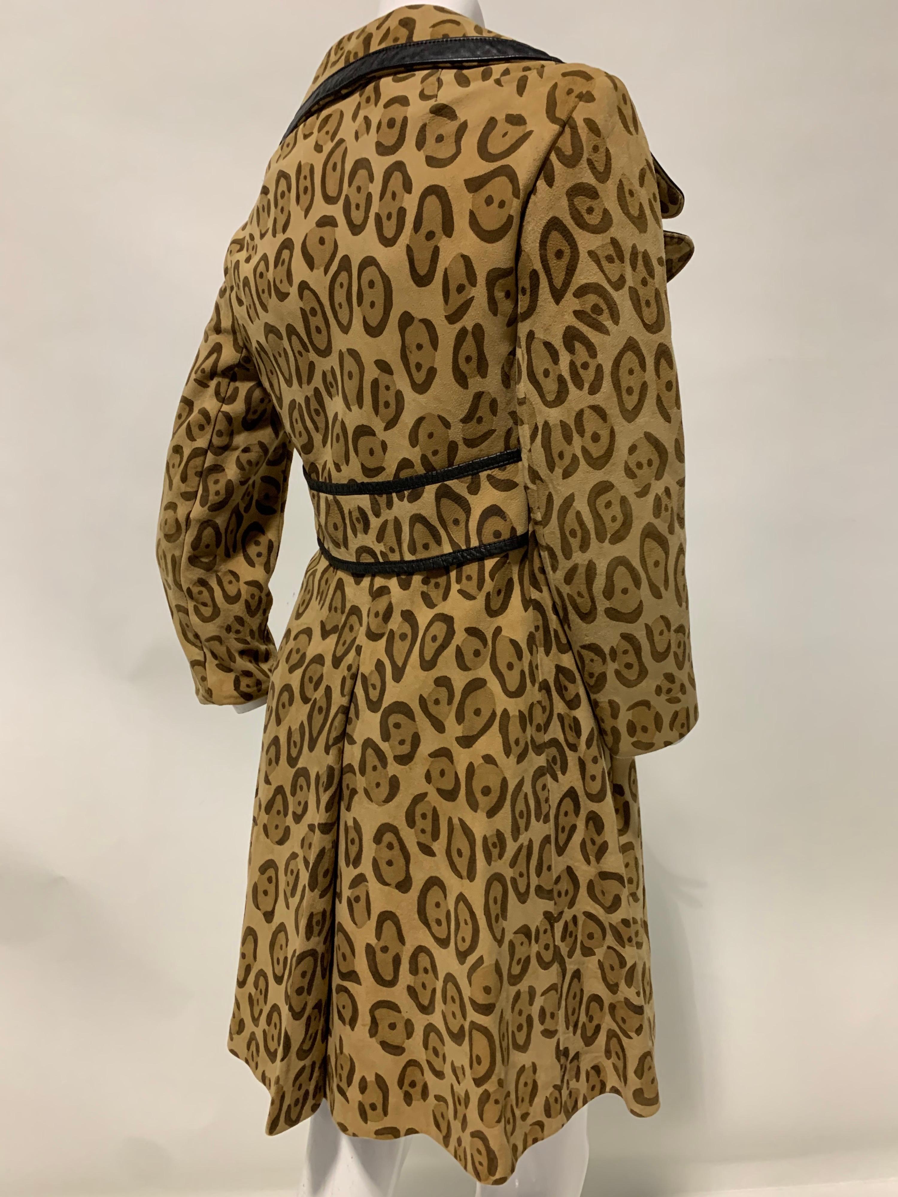 1970 Superfly Style Collar Leopard Print Stencil Suede Coat W/ Leather Trim  In Good Condition In Gresham, OR