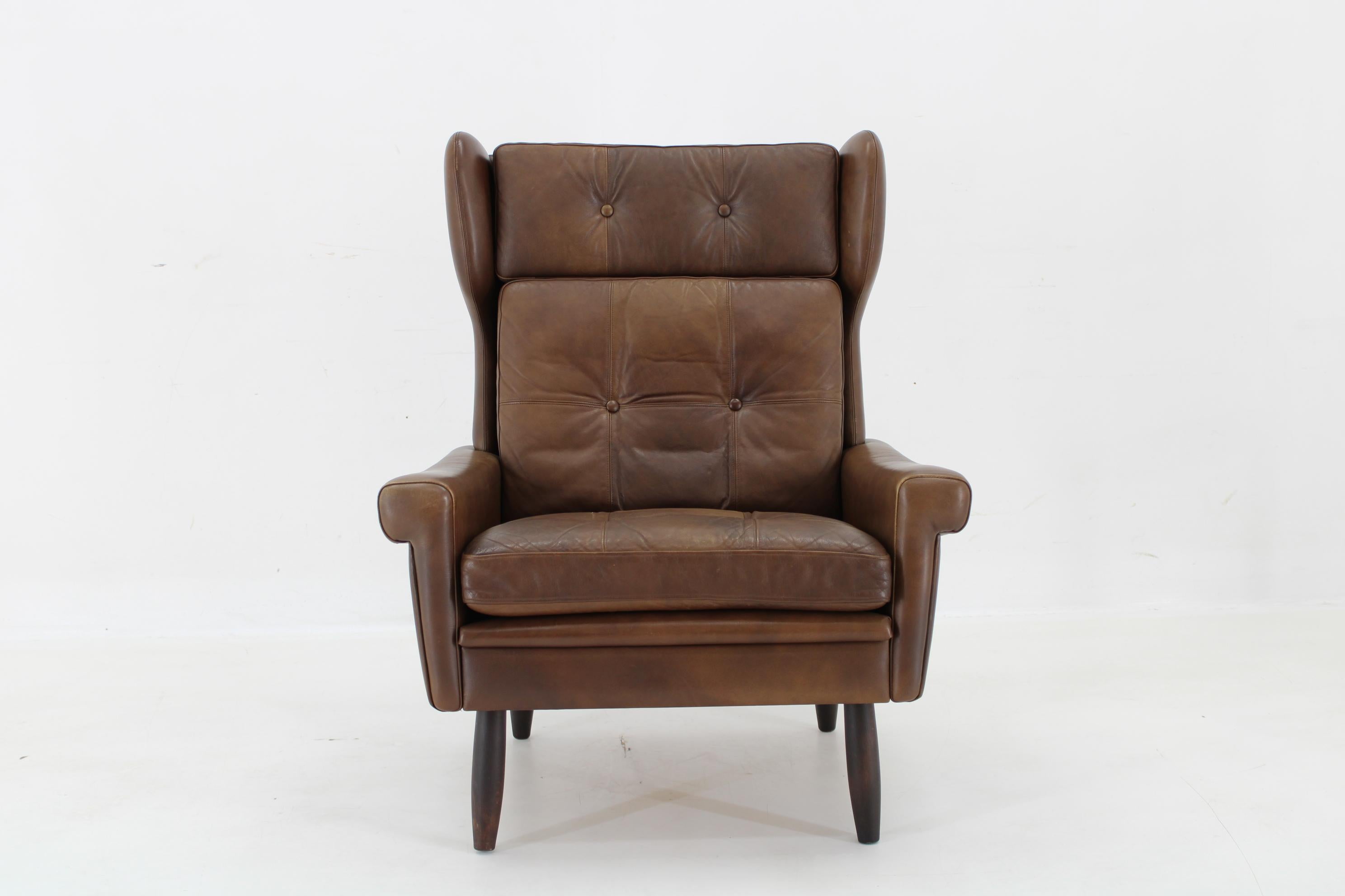 20th Century 1970 Svend Skipper High Back Armchair and Ottoman in Brown Leather, Denmark For Sale