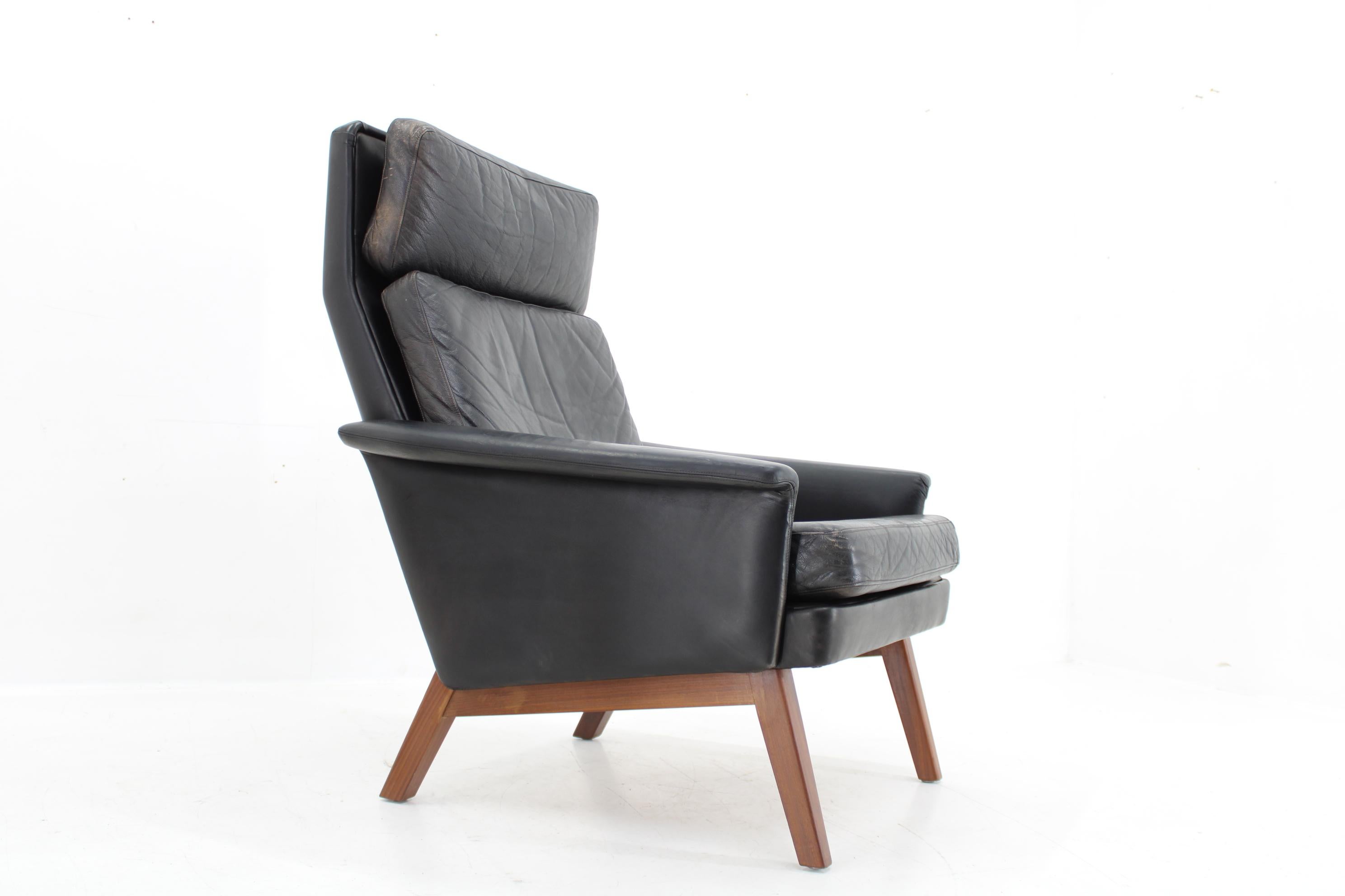 Mid-Century Modern 1970 Teak Leather High Back Armchair, Denmark For Sale