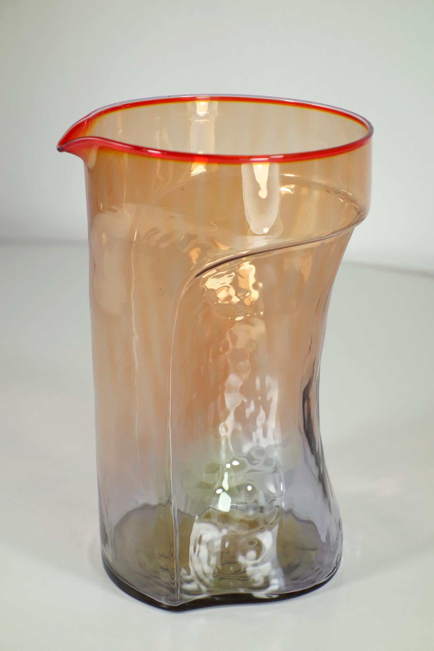 1970 Toni Zuccheri VeArt Diseño italiano Jarra de cristal de Murano Juego de 6 vasos en venta 4