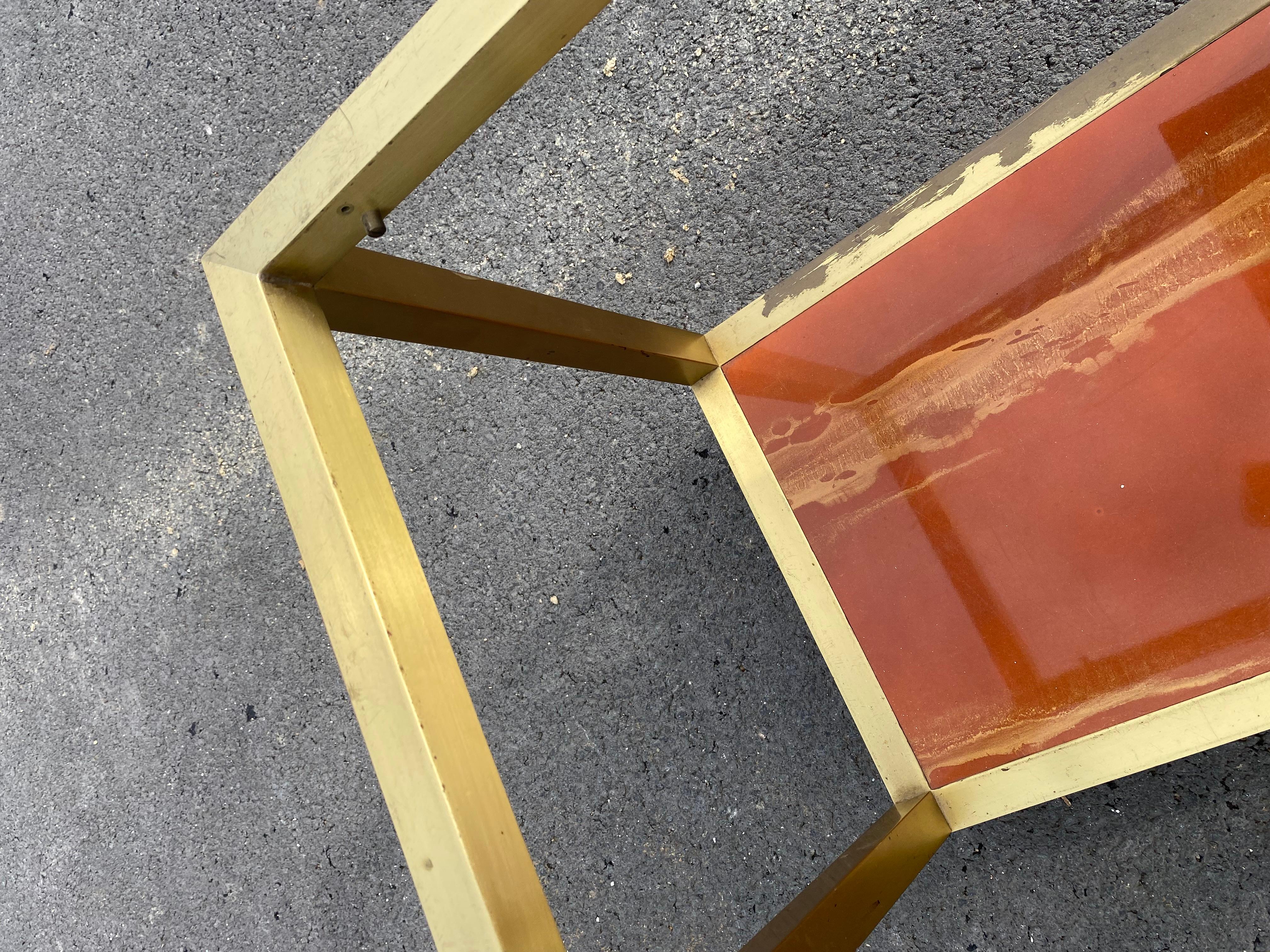 1970′ Wagen auf Rädern mit 2 Etagen Maison Jansen Orange Melamin-Lack-Tablett im Angebot 1