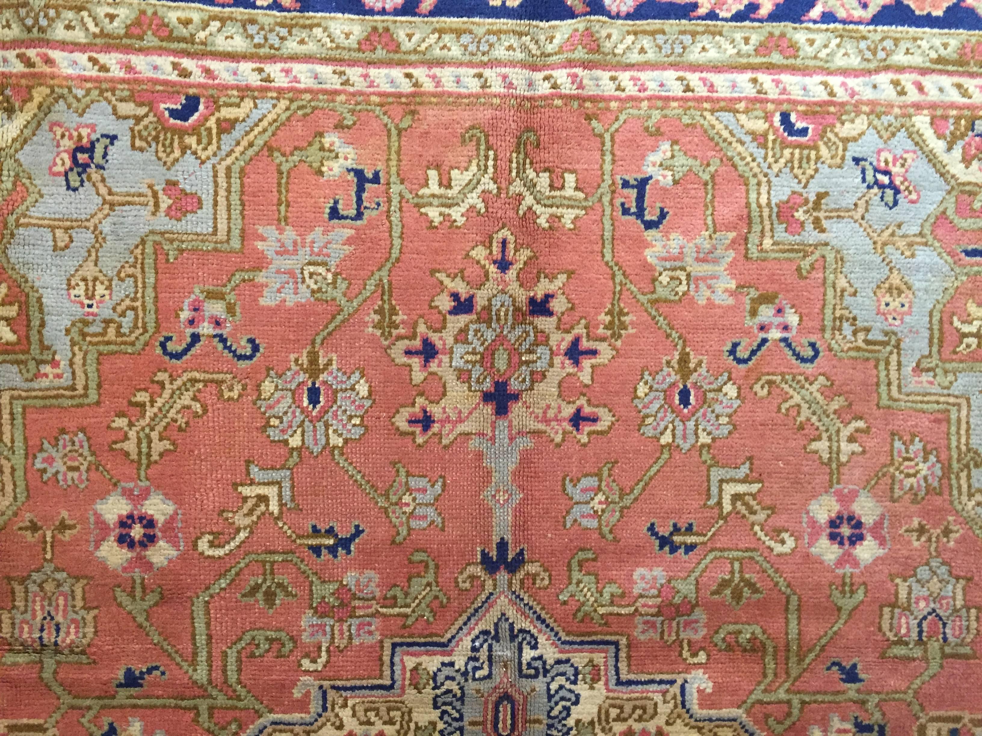 1970 Turkey Oushak Hand-Knotted Central Medallion Pink Blue For Sale 4