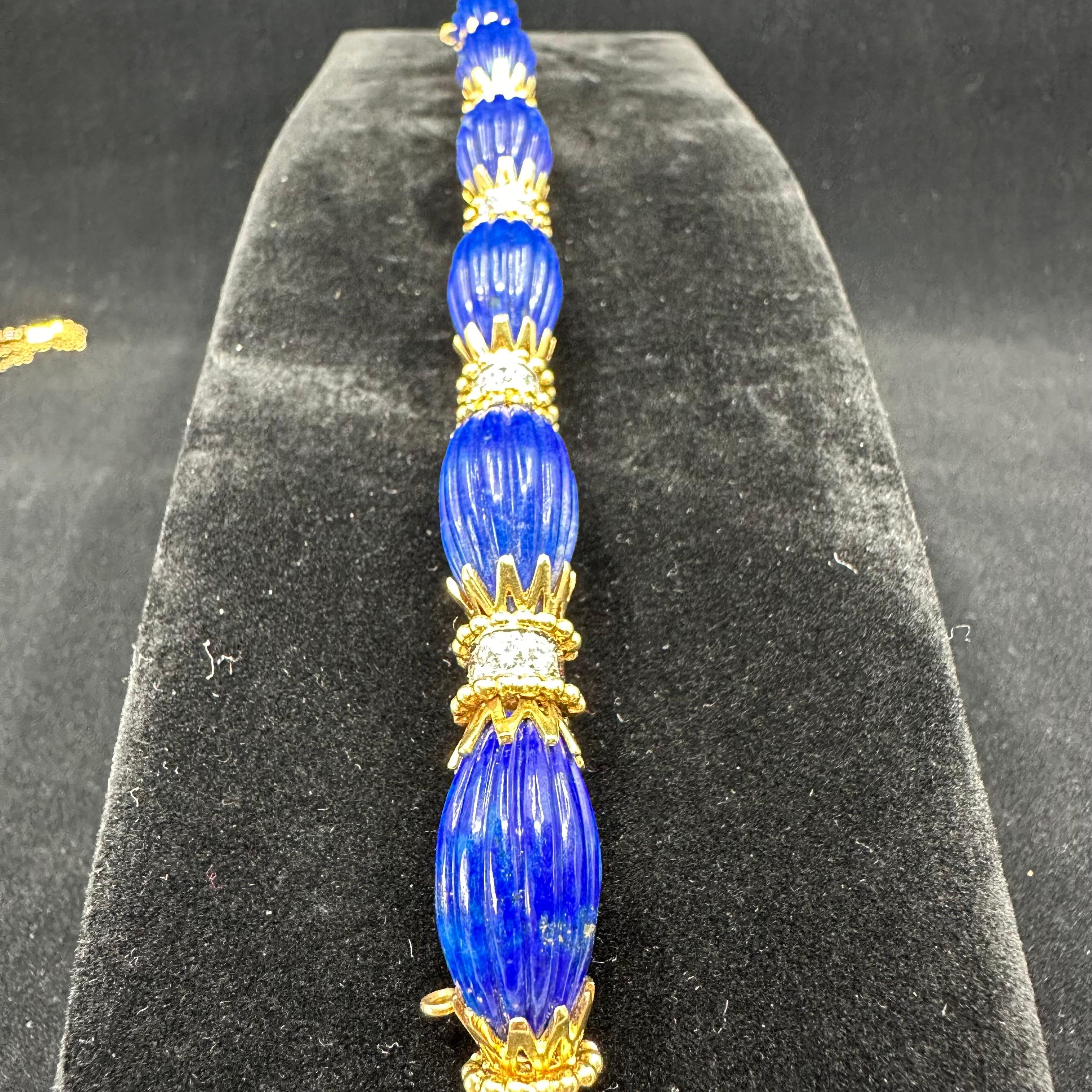 Taille brillant Van Cleef & Arpels Bracelet en or jaune 18 carats avec lapis-lazuli et diamants, 1970  en vente