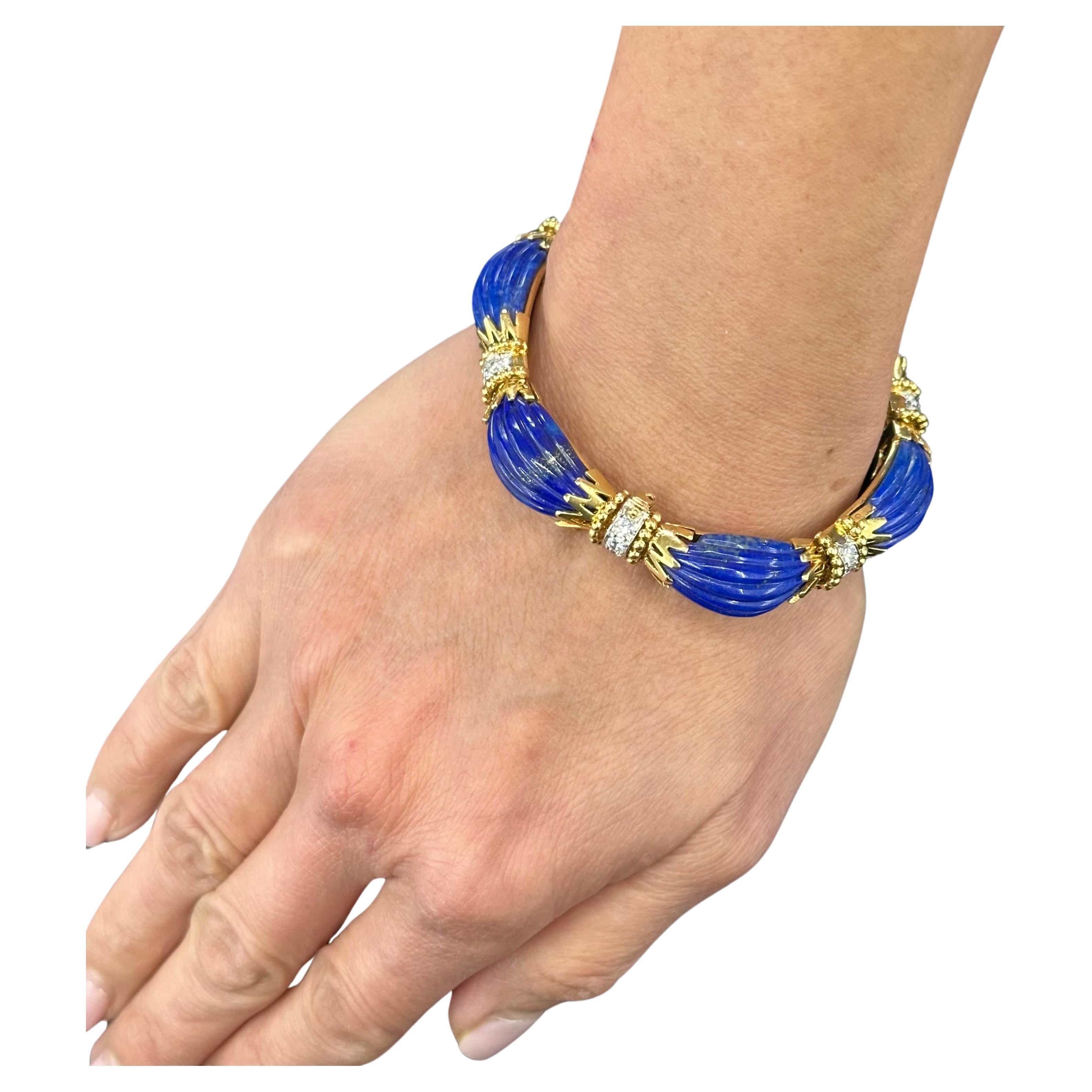 Van Cleef & Arpels Bracelet en or jaune 18 carats avec lapis-lazuli et diamants, 1970  en vente