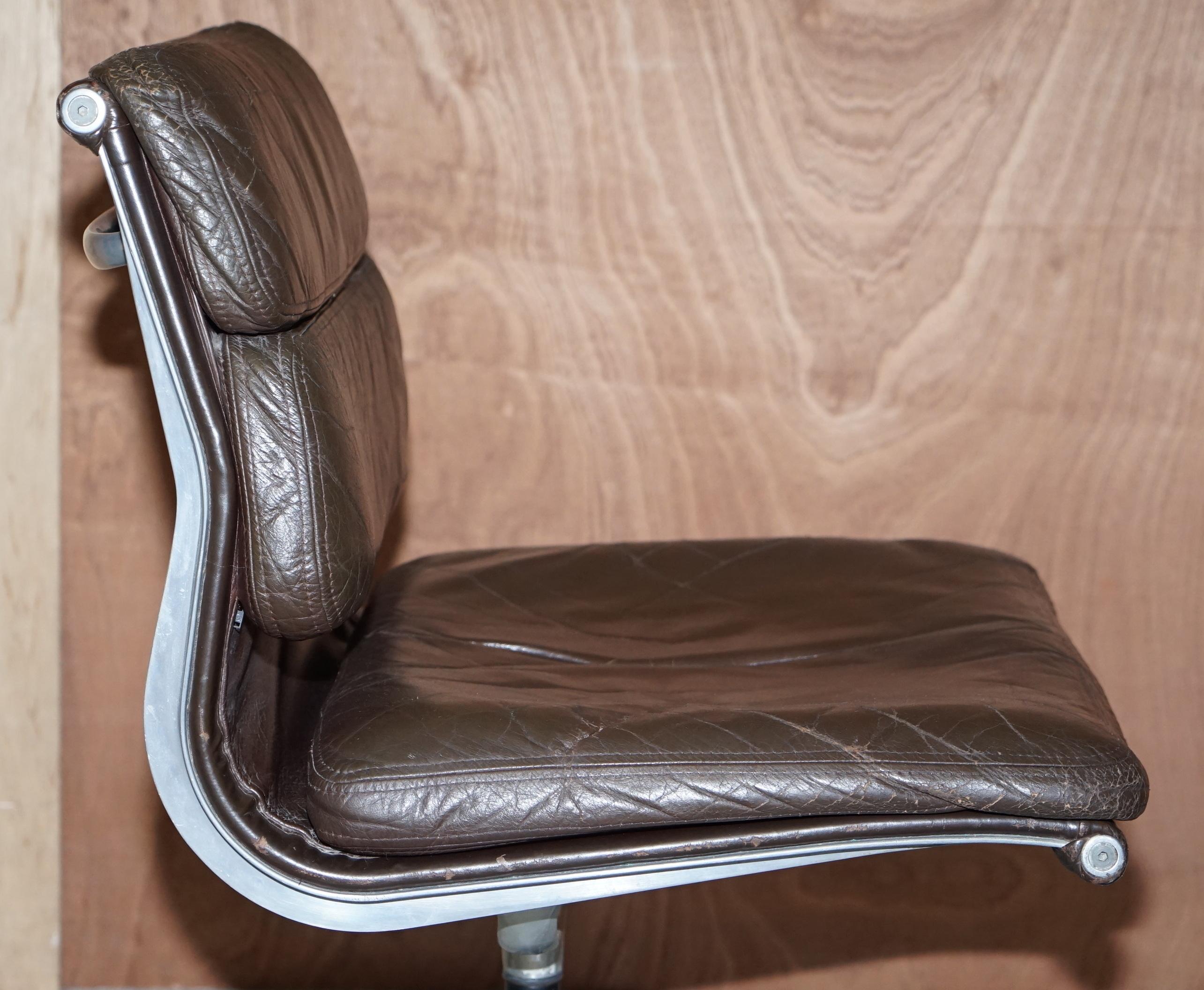 1970 Vitra Eames Herman Miller EA 205 Brown Leather Soft Pad Swivel Office Chair 6