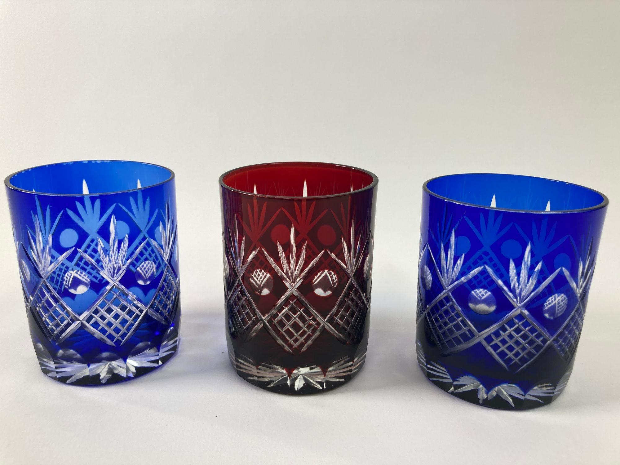 1970 Whiskey Glasses Tumbler Baccarat Style Sapphire Blue and Ruby Red Cut Crystal Set of 3.
Set of three vintage whiskey glasses tumbler cobalt blue and ruby red crystal Baccarat style.
Exquisite Bohemian Czech crystal cut drinking rock