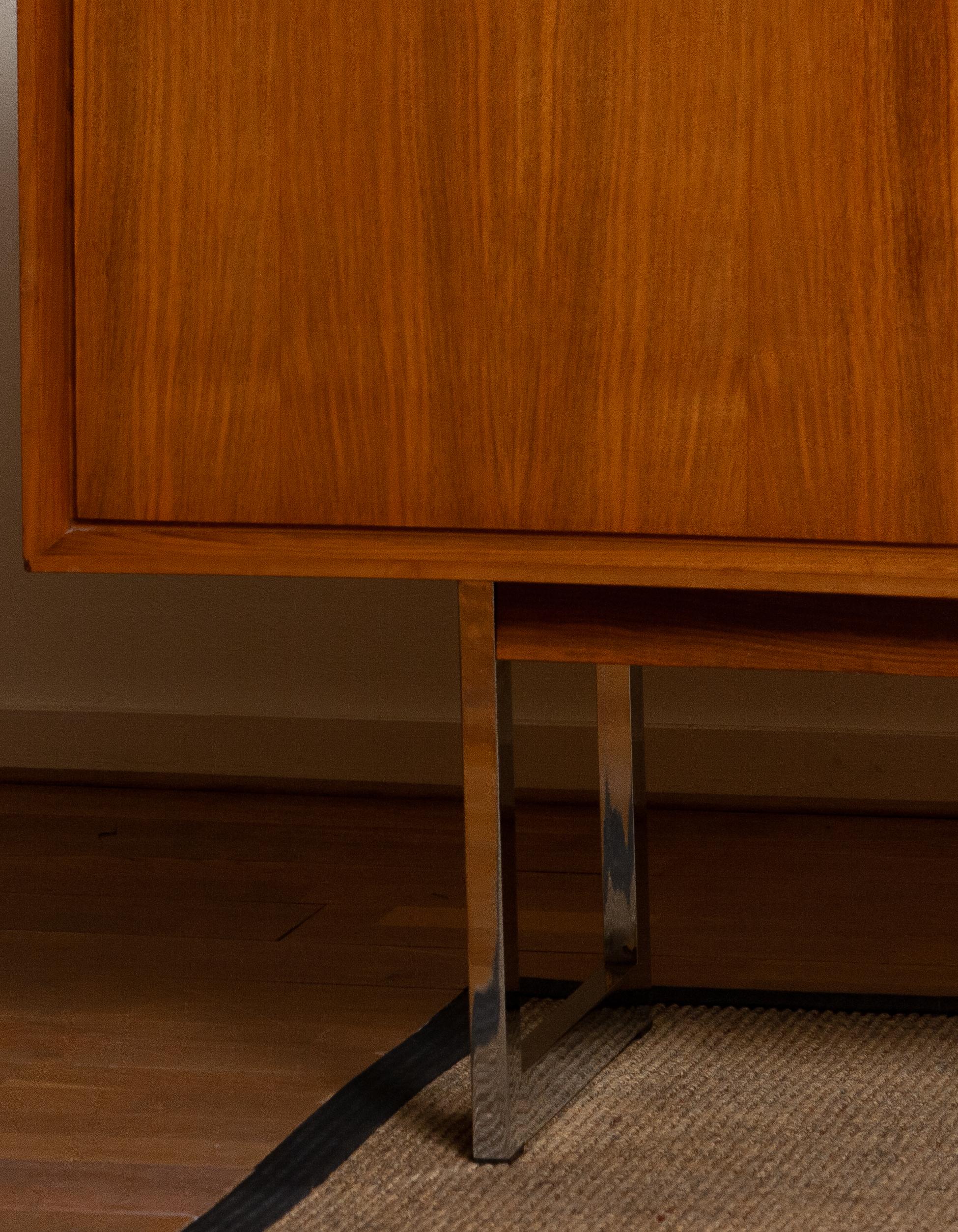 1970, Wide Credenzas Sideboard in Walnut with Chrome Handles and Legs 5