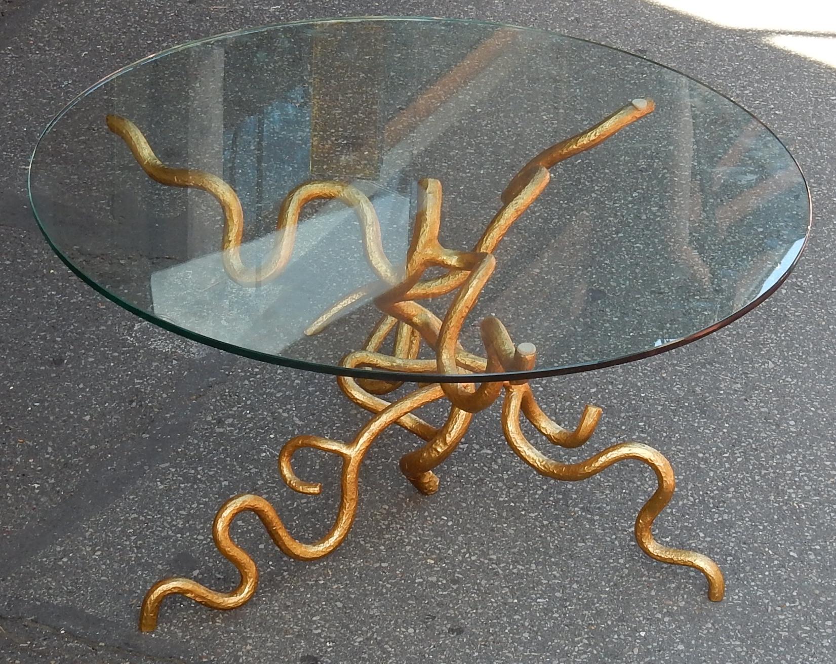 Brutalist 1970 Wrought Iron Coffee Table with Interlacing In The Style Of Agostini For Sale